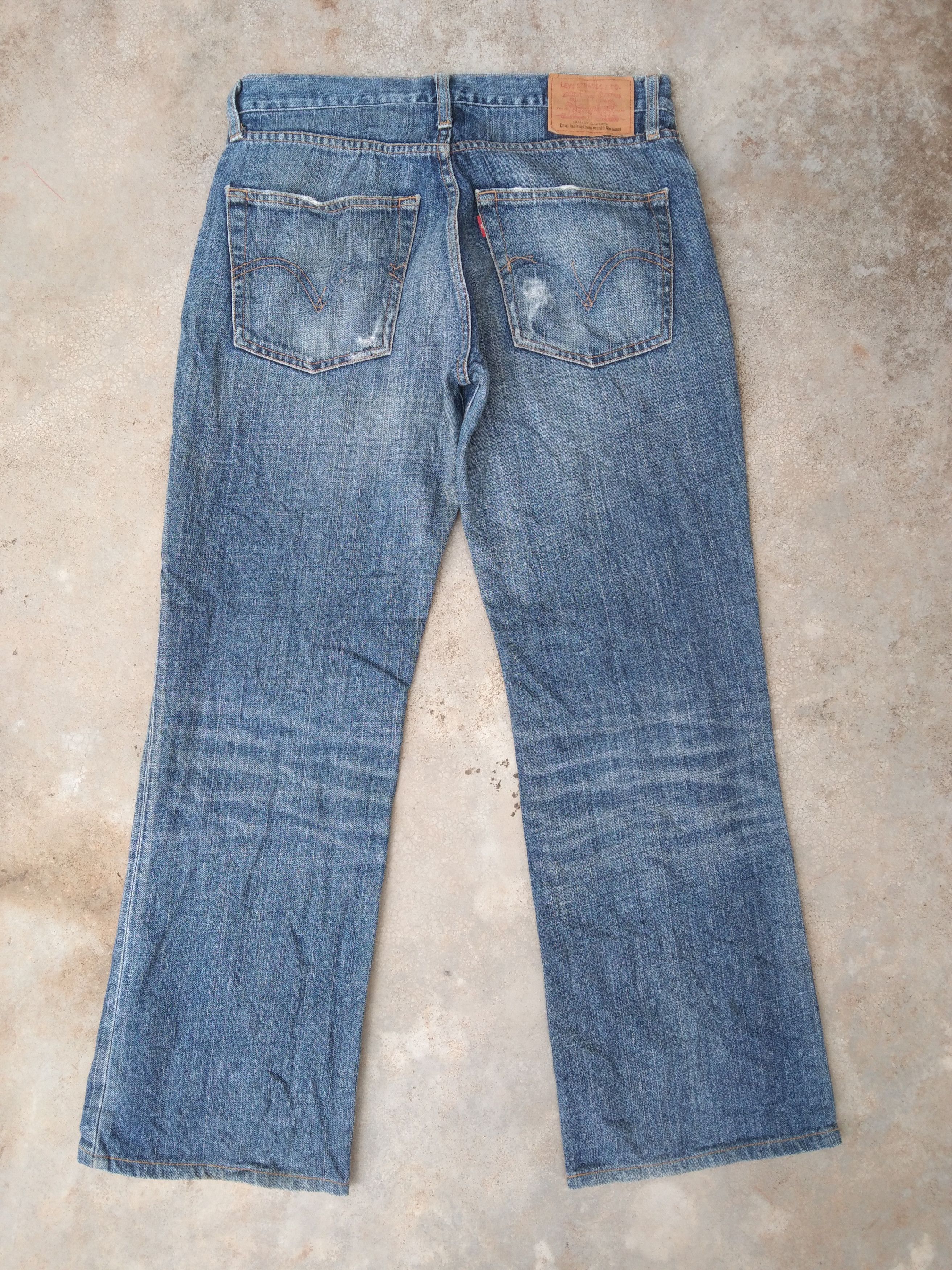 Levi's Vintage Levi's Jeans 537 Distressed Denim 31x29.5 Size US 31 - 2 Thumbnail