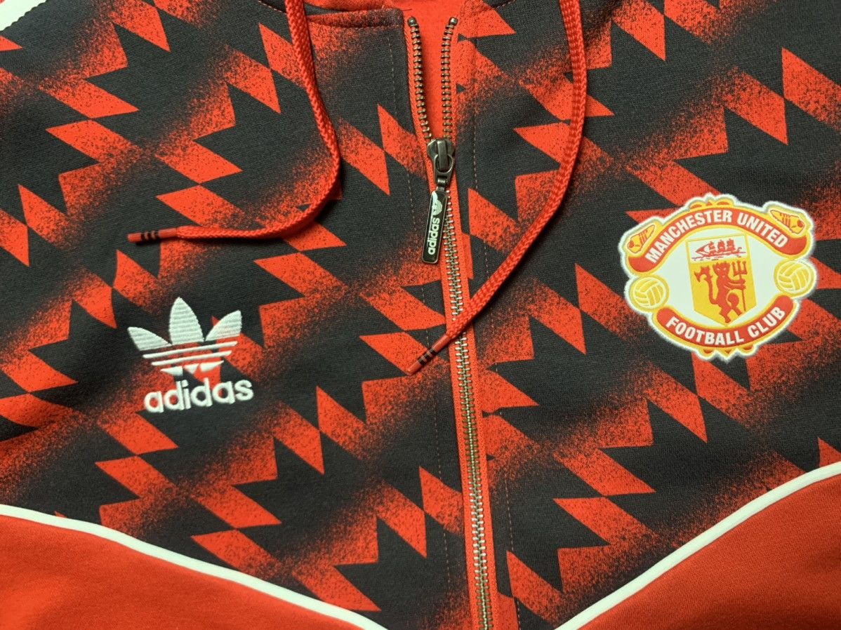 Adidas × Vintage Vintage Zip Hoodie Manchester United Adidas Size M Size US M / EU 48-50 / 2 - 4 Thumbnail