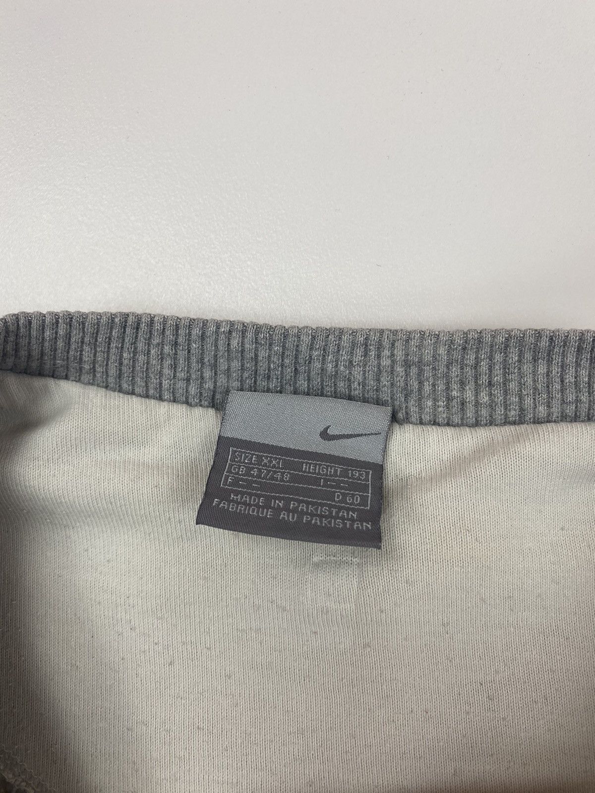 Nike × Vintage Mens Vintage Nike Oversized Sweatshirt size XXL Size US XXL / EU 58 / 5 - 3 Thumbnail