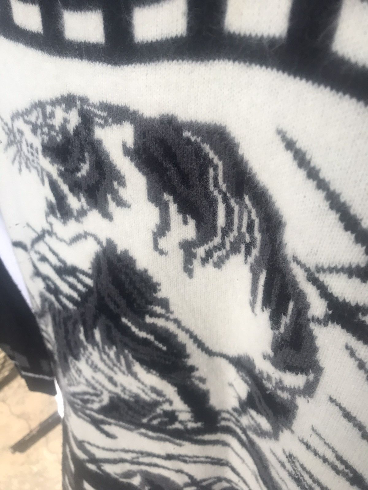 Japanese Brand × Vintage Vintage 90s TIGER MOTIVE KNITWEAR Size US L / EU 52-54 / 3 - 4 Thumbnail