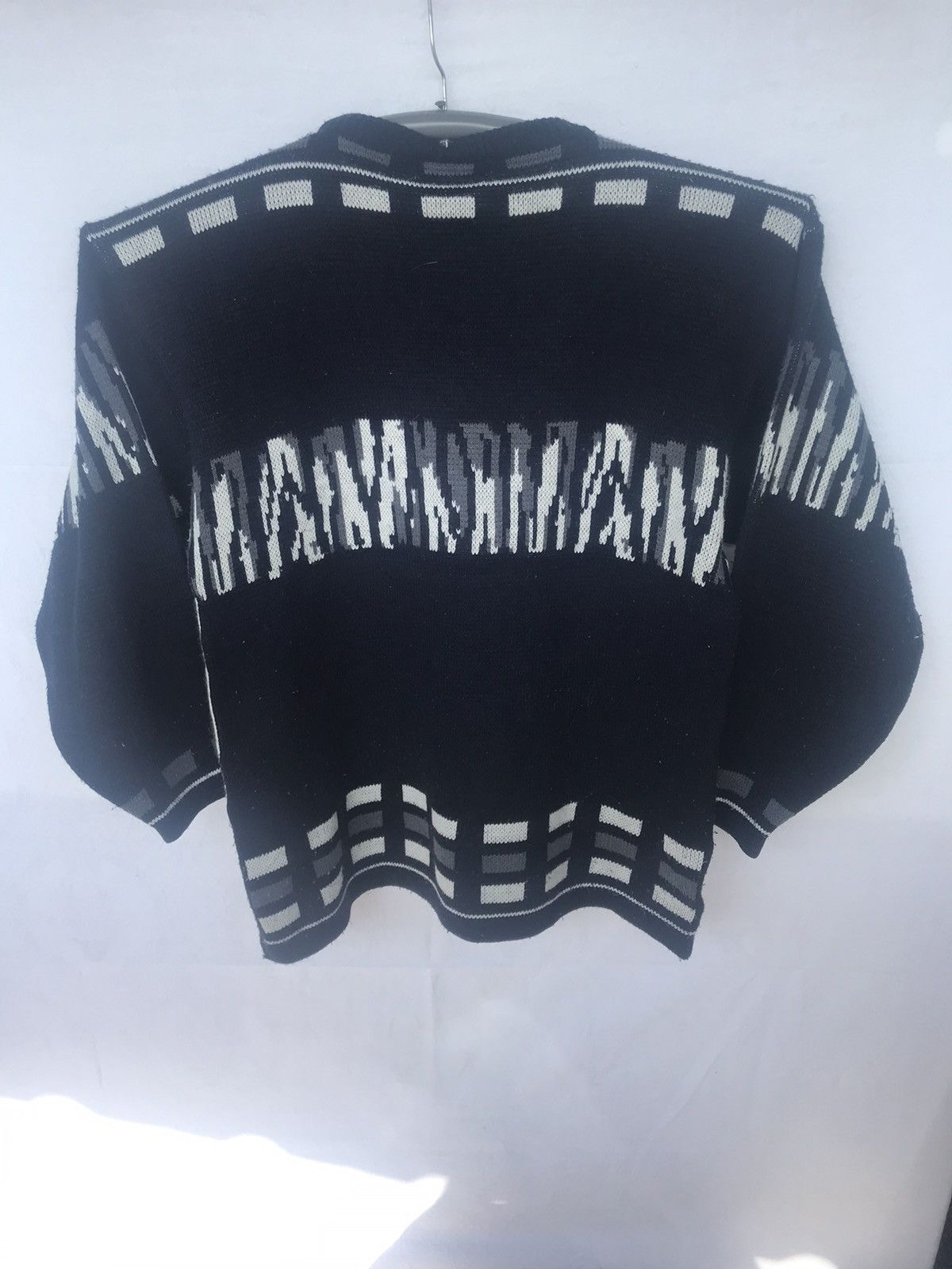 Japanese Brand × Vintage Vintage 90s TIGER MOTIVE KNITWEAR Size US L / EU 52-54 / 3 - 2 Thumbnail
