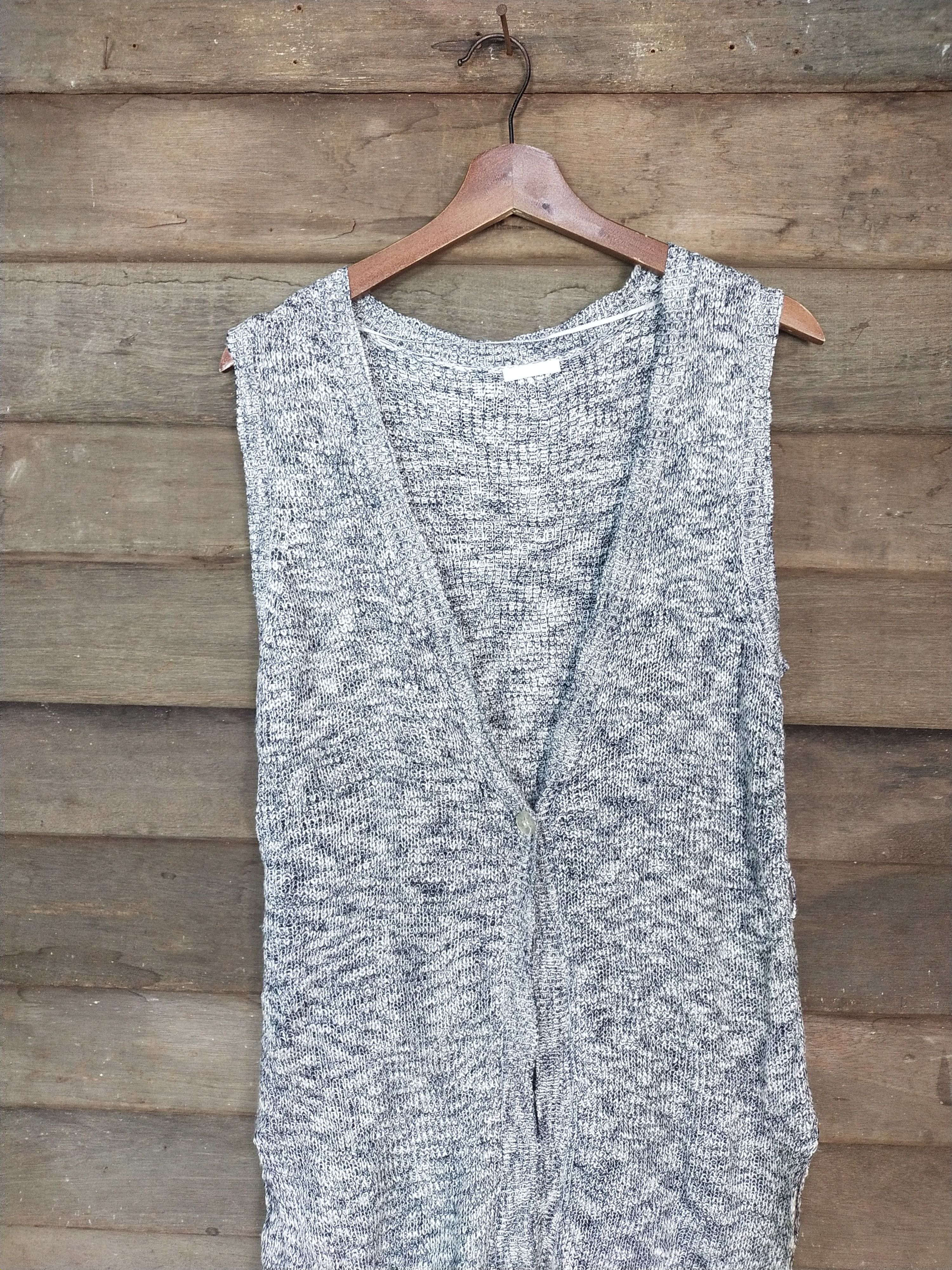 Japanese Brand GU grey sleeveless cardigan #S202 Size M / US 6-8 / IT 42-44 - 2 Thumbnail