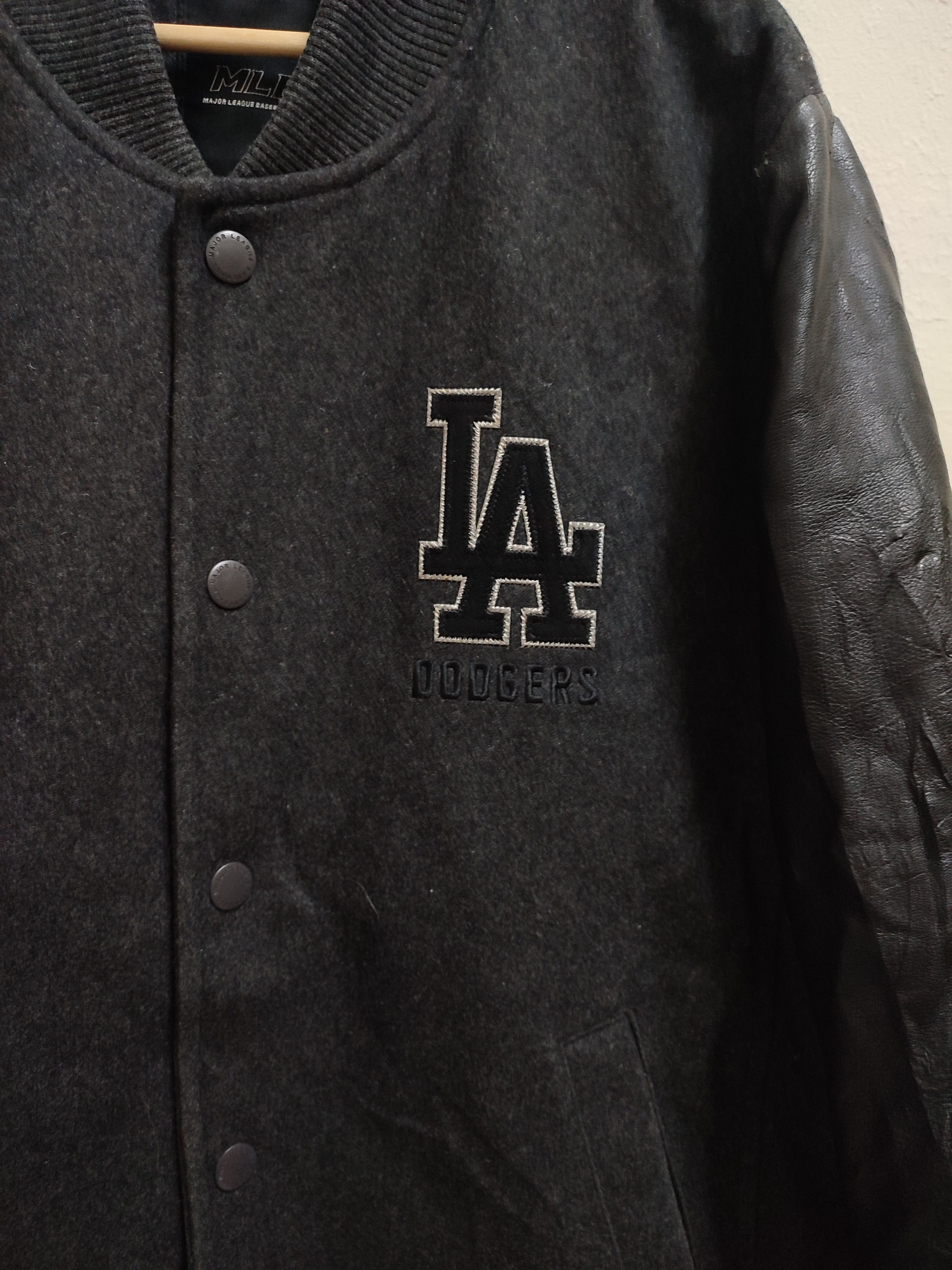 MLB MLB Varsity Jacket Distressed Leather Sleeves Size US XL / EU 56 / 4 - 9 Thumbnail