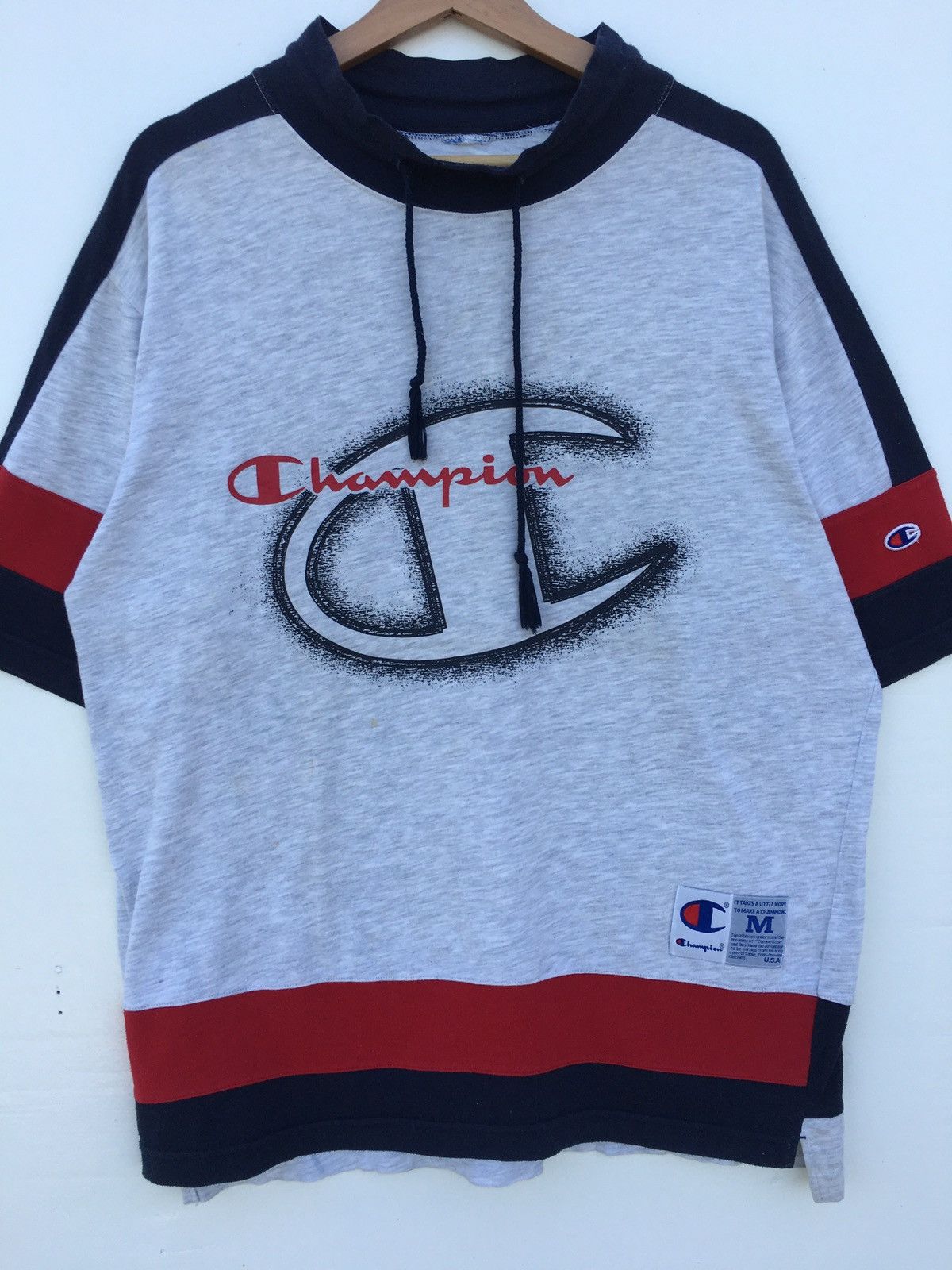 Champion Vintage 90s Champion Big Logo Streetwear Tshirt Size US L / EU 52-54 / 3 - 5 Thumbnail