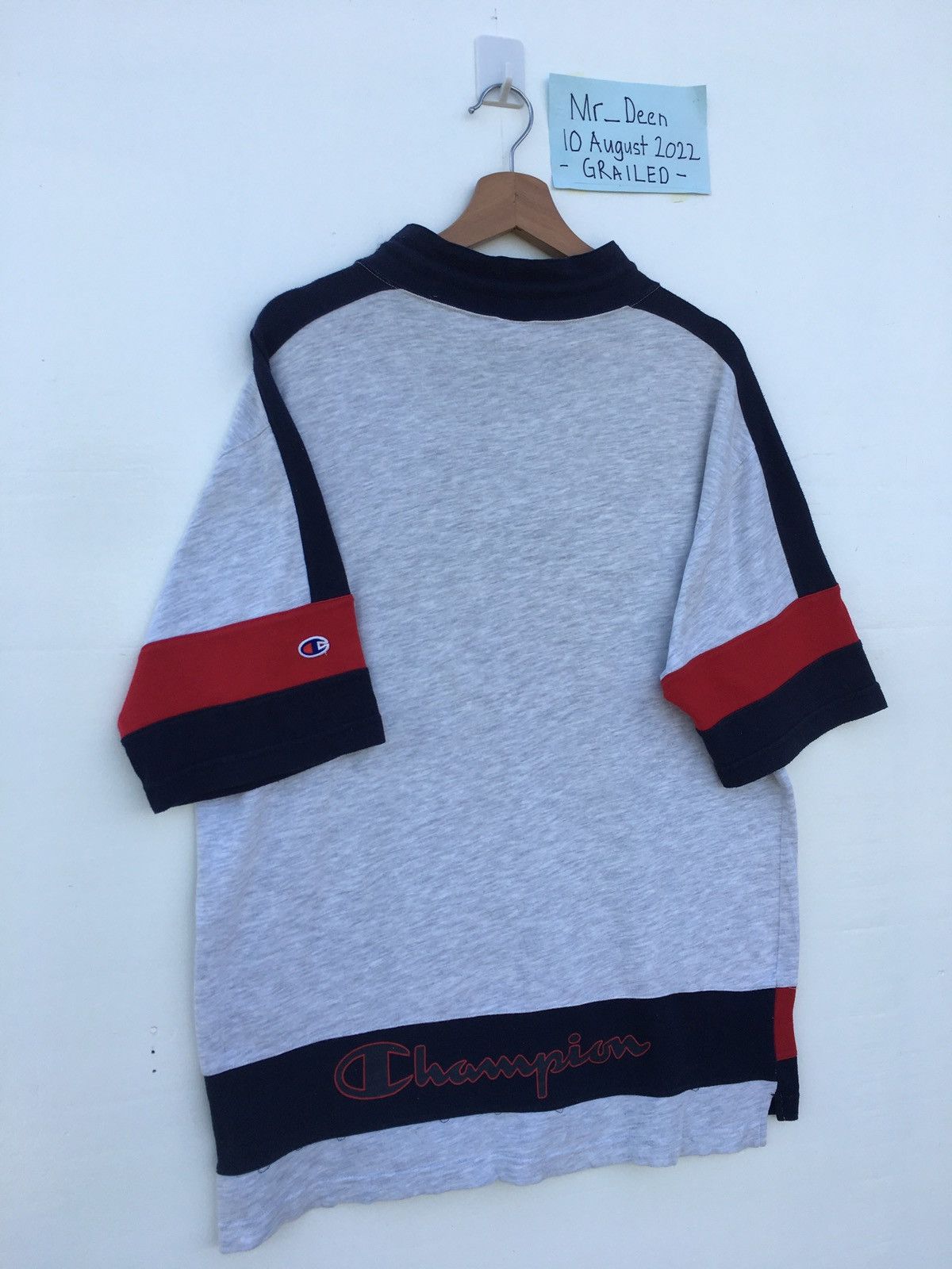 Champion Vintage 90s Champion Big Logo Streetwear Tshirt Size US L / EU 52-54 / 3 - 15 Thumbnail
