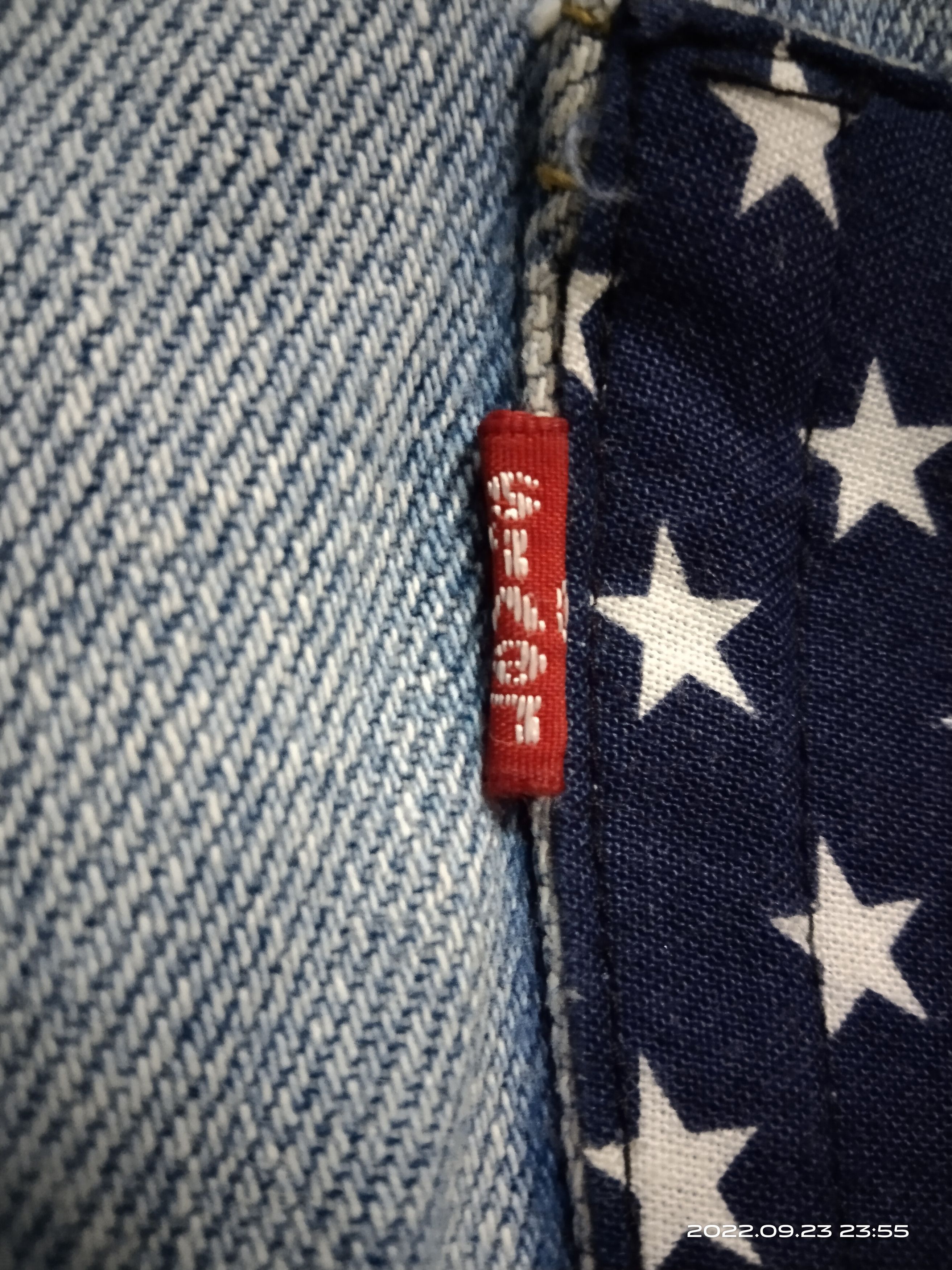 Levi's DiSTRESSSD SHORT PANTS CHARACTER HERO RE + PLUS COLLAB LEVIS Size 33" - 4 Thumbnail