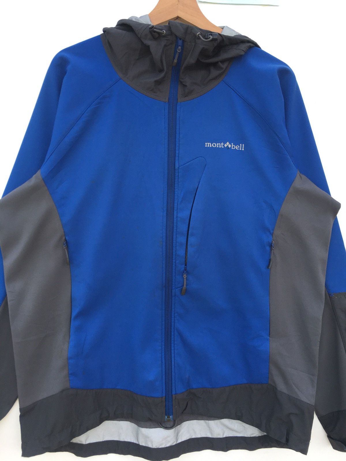 Montbell Rare Montbell Hoodie Size US L / EU 52-54 / 3 - 5 Thumbnail