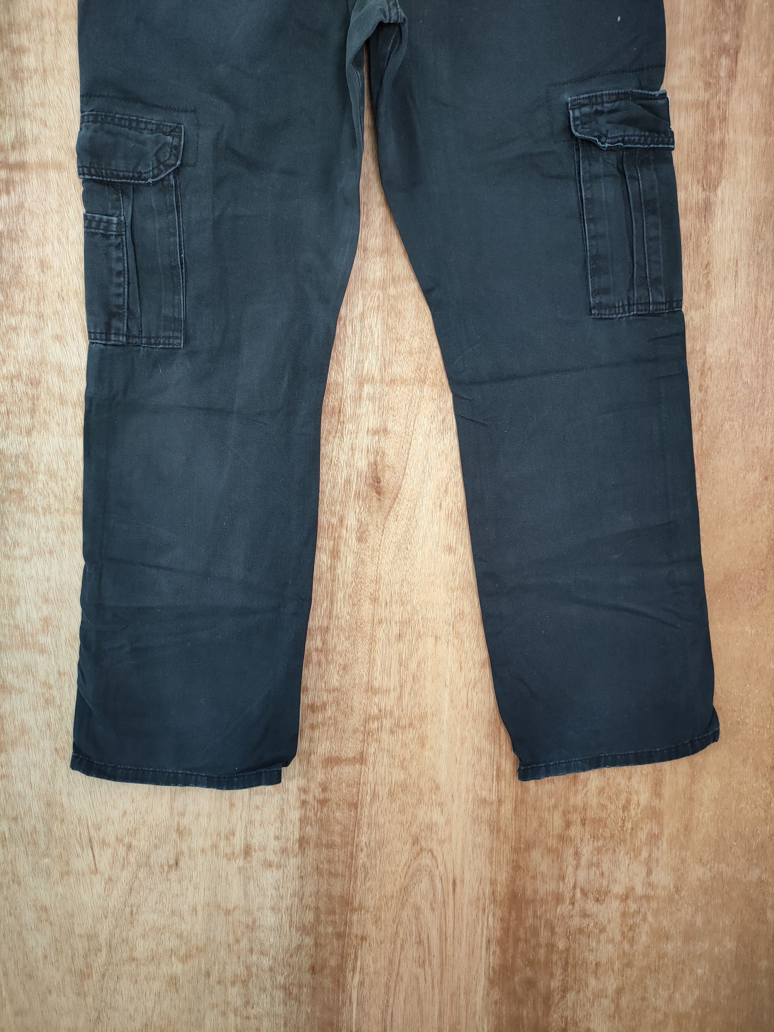 Vintage DL Wrangler black utility cargo vintage pants #948 Size US 31 - 7 Thumbnail