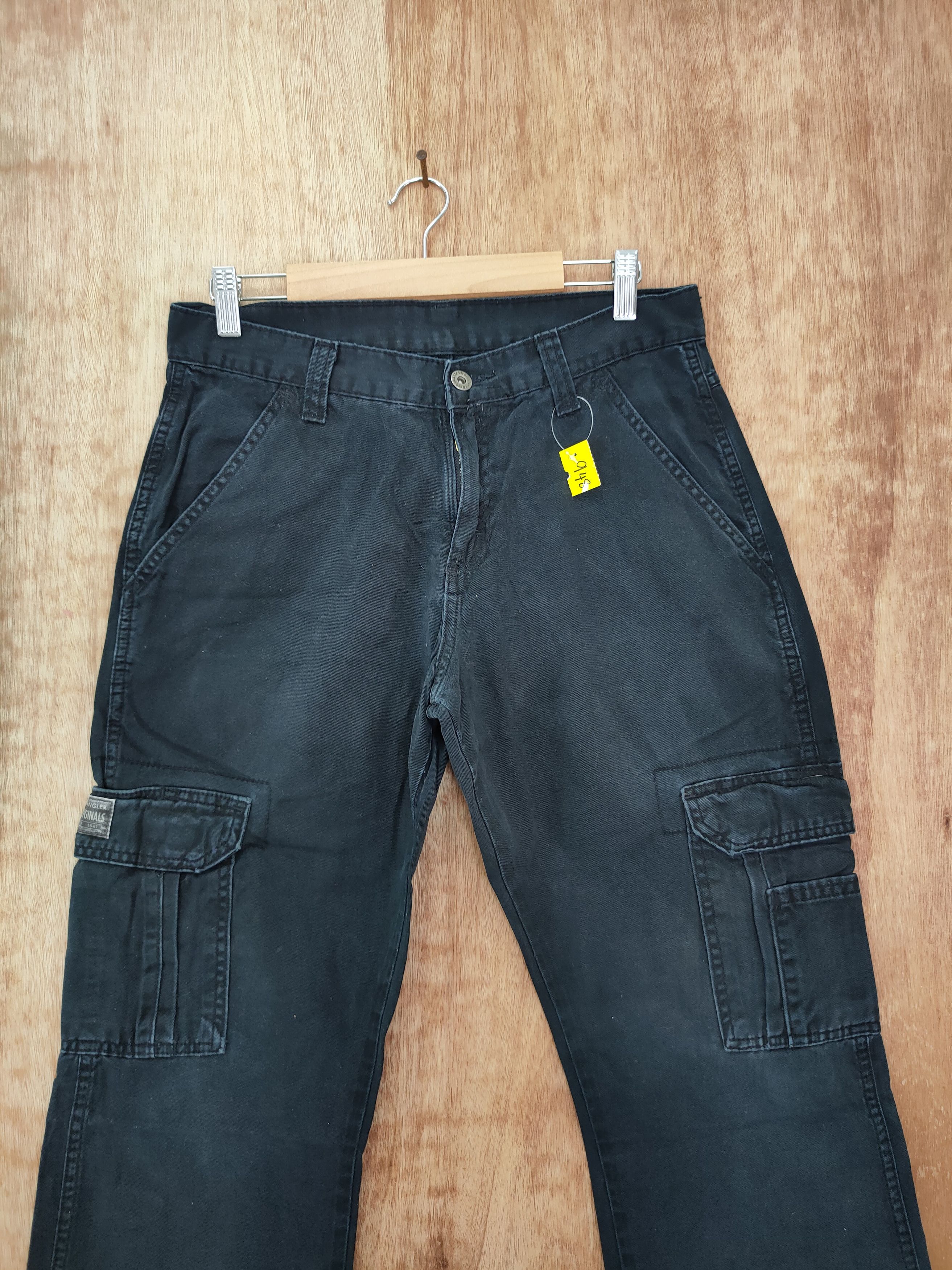 Vintage DL Wrangler black utility cargo vintage pants #948 Size US 31 - 3 Thumbnail