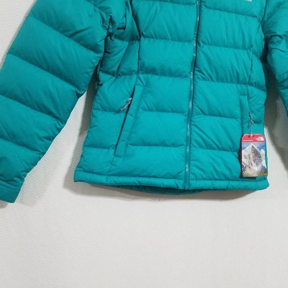 North Face Womens Medium NEW Green Nuptse Jacket Coat