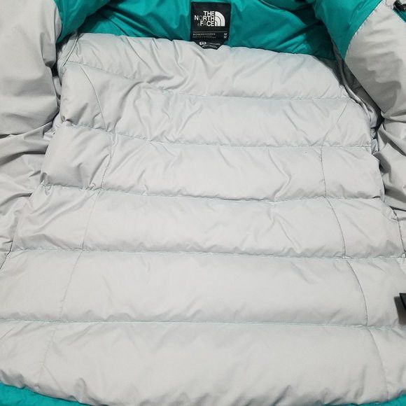 North Face Womens Medium NEW Green Nuptse Jacket Coat