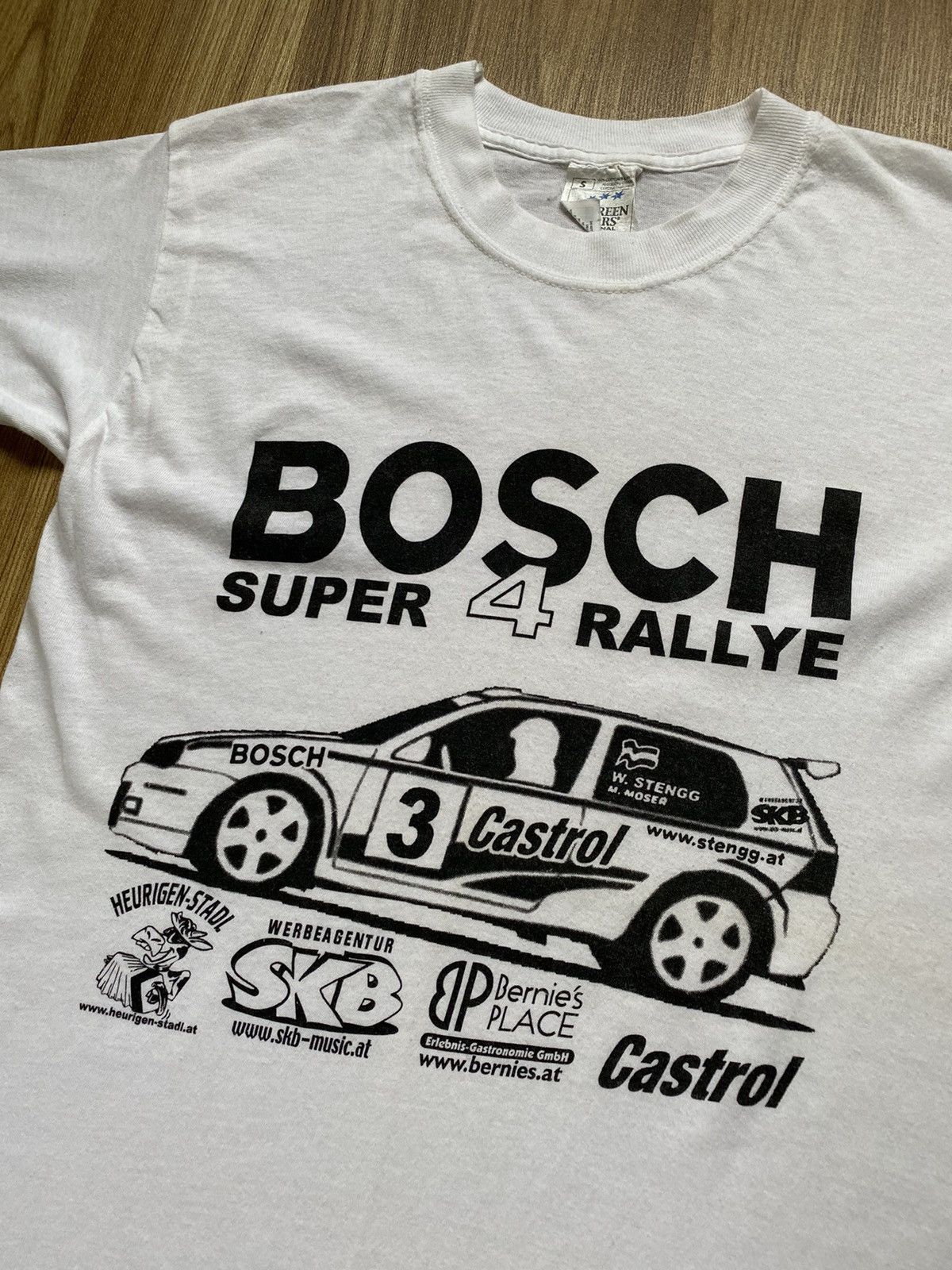 Vintage Vintage Bosch Castrol Rally Team T Shirt Tee Yamaha Subaru Size US S / EU 44-46 / 1 - 2 Thumbnail