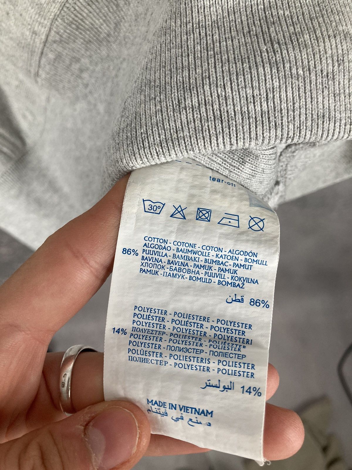 Champion Vintage Champion Reverse Weave 90s Retro Logo Spellout Size US M / EU 48-50 / 2 - 7 Thumbnail