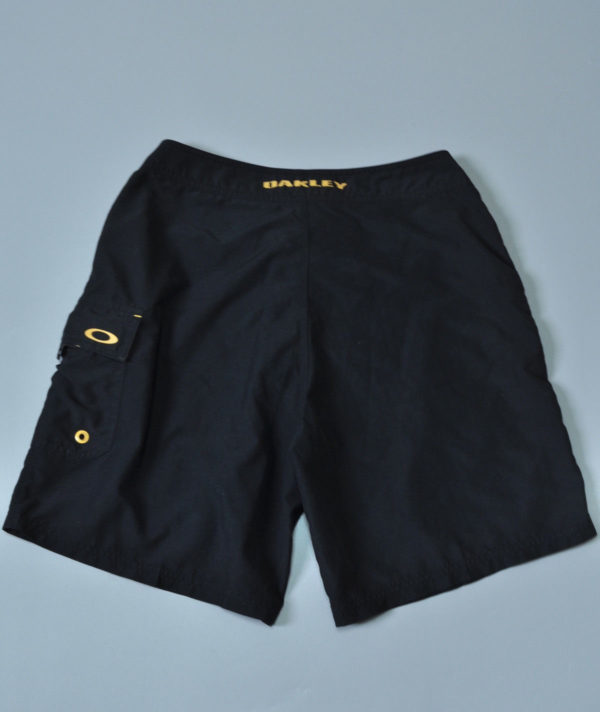 Oakley × Vintage Oakley Vintage shorts streetwear Size US 30 / EU 46 - 2 Thumbnail