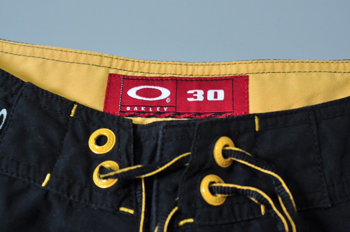 Oakley × Vintage Oakley Vintage shorts streetwear Size US 30 / EU 46 - 9 Thumbnail