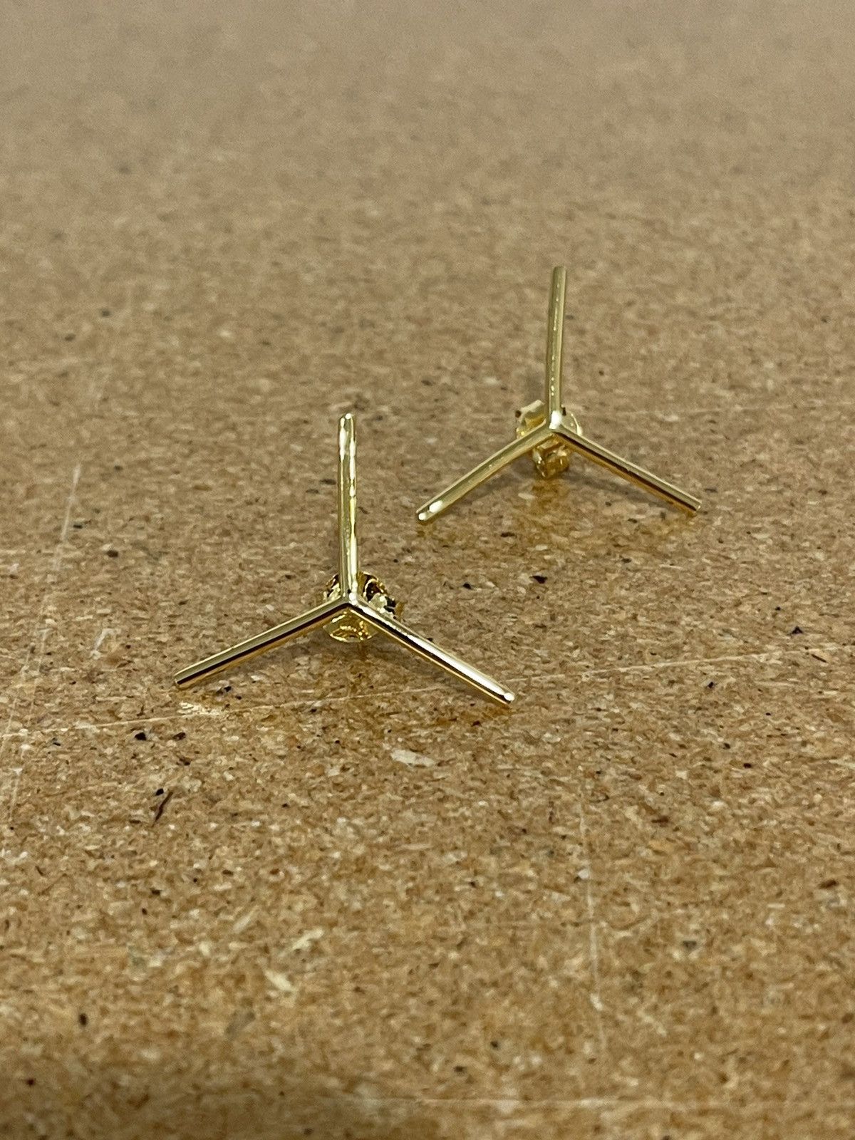 image of Yproject Ss21 Mini Y Gold Earrings, Men's