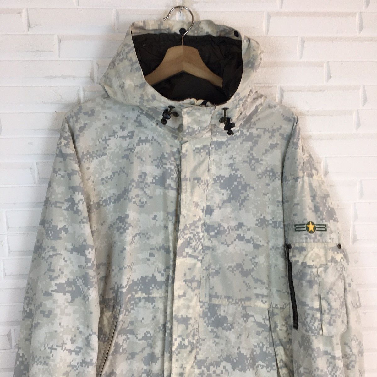 Japanese Brand Kixism Camo Winter Jacket Size US L / EU 52-54 / 3 - 6 Thumbnail