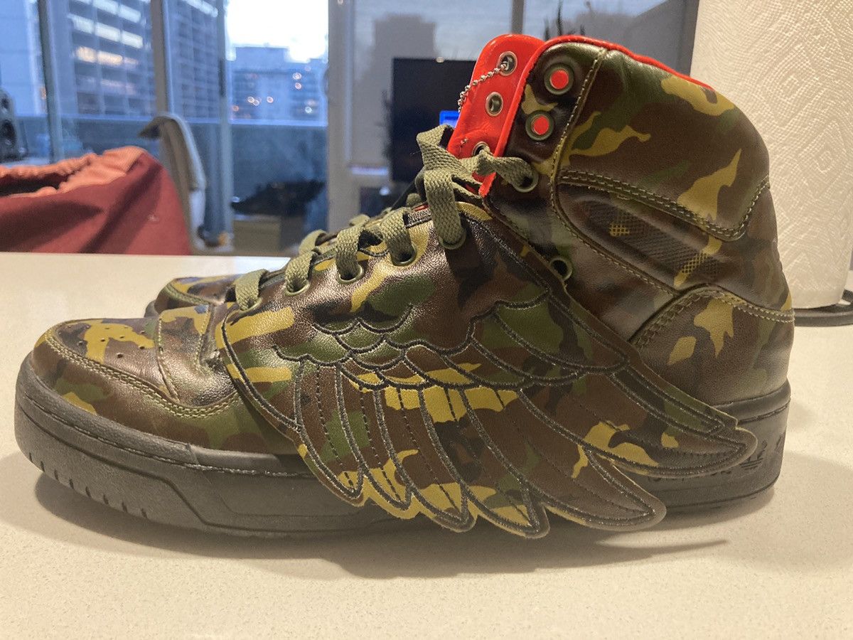 jeremy scott camo wings