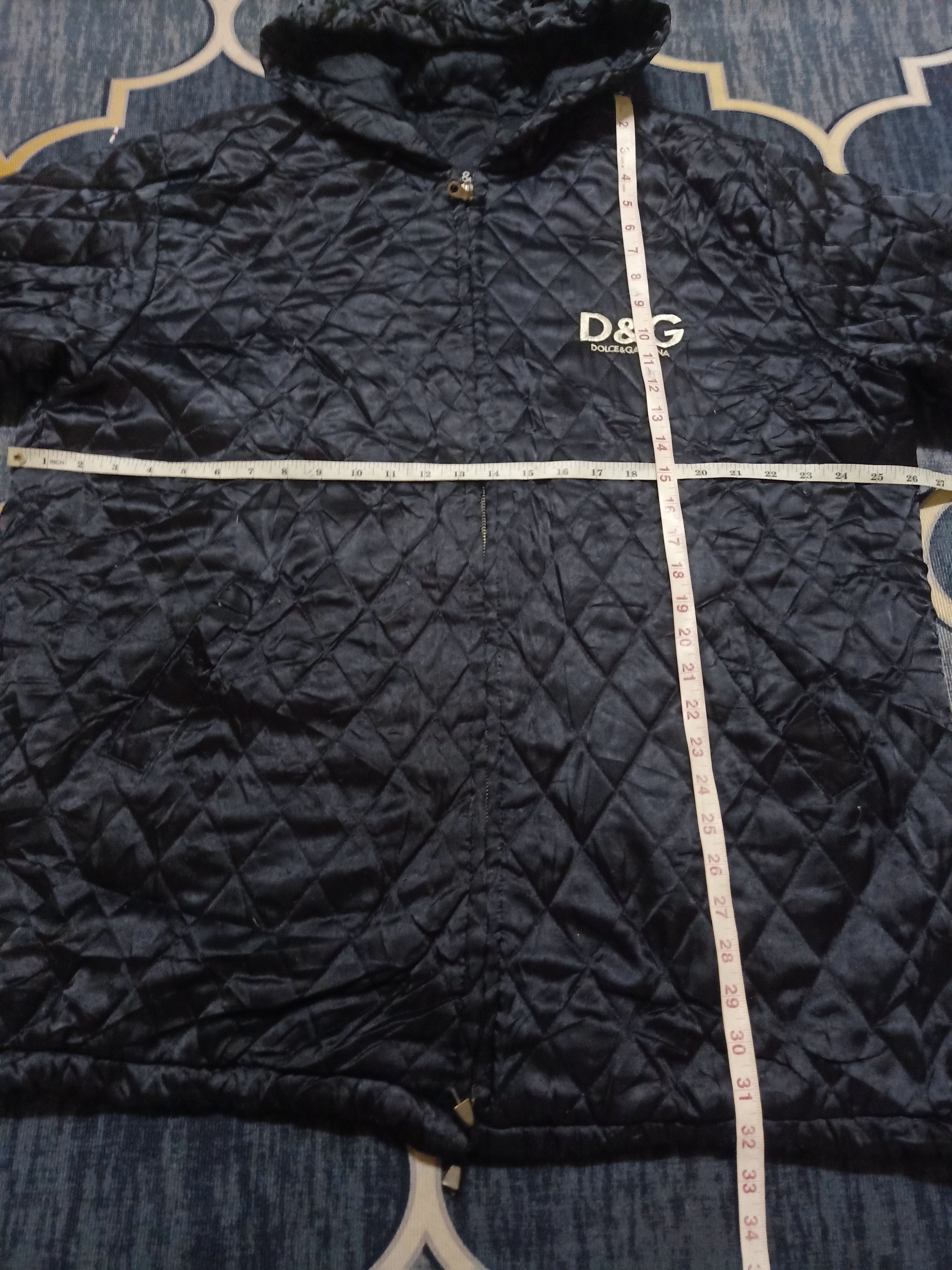 Designer × Dolce & Gabbana Vtg Big Spell out Dolce and Gabbana Bootleg Quilted jacket Size US L / EU 52-54 / 3 - 7 Thumbnail