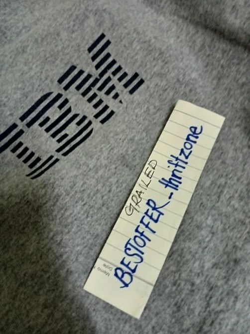Champion Vintage Champion raglan Size US L / EU 52-54 / 3 - 5 Thumbnail