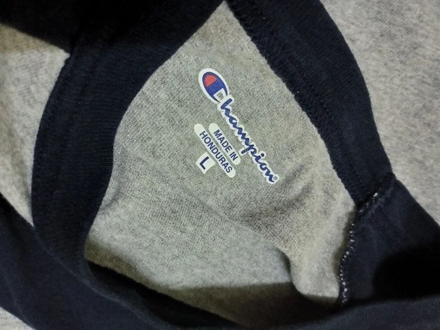 Champion Vintage Champion raglan Size US L / EU 52-54 / 3 - 4 Thumbnail