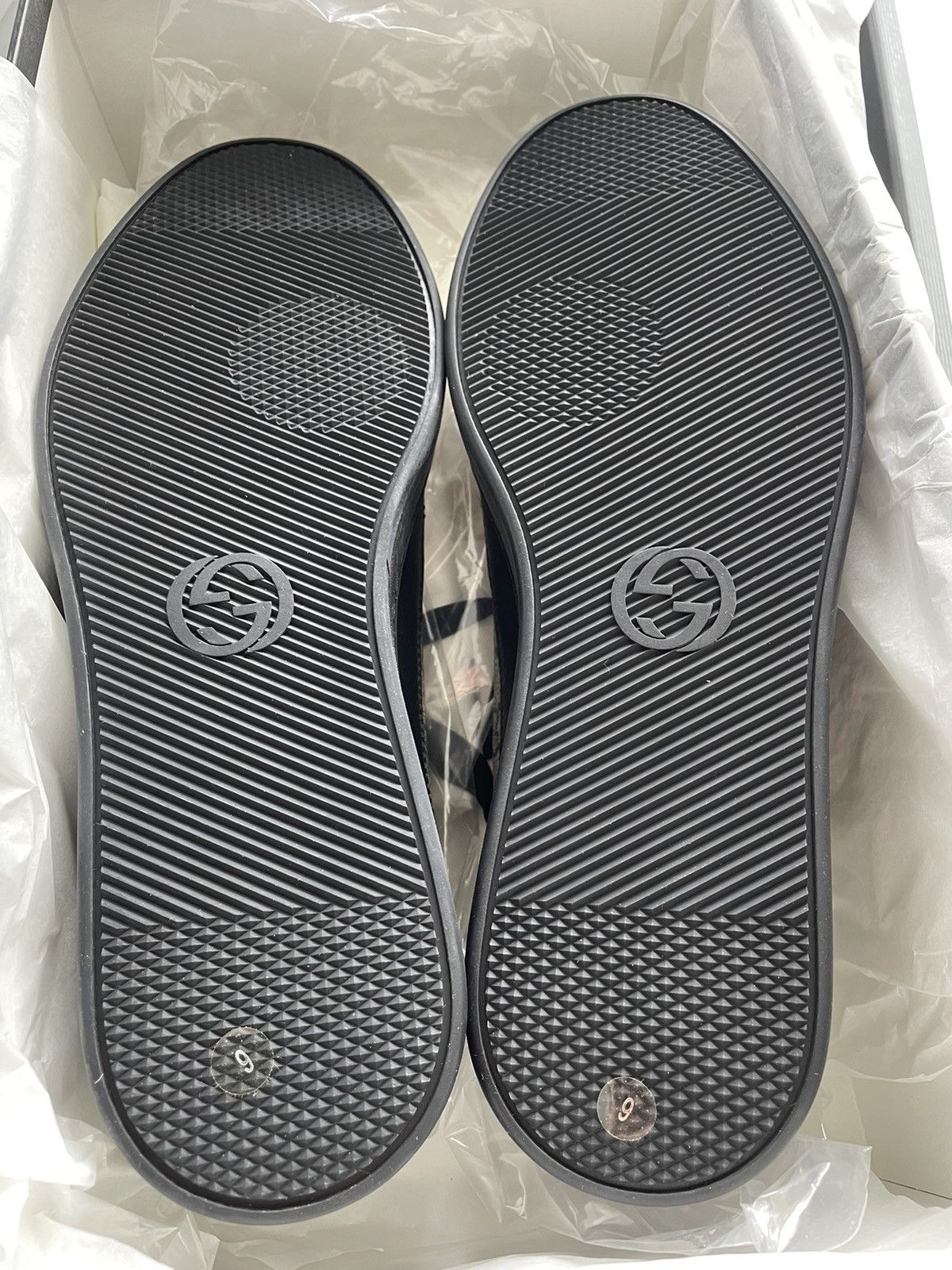 Gucci New Rare Limited Edition Supreme Gucci Logo Leather Sneaker Size US 10 / EU 43 - 4 Thumbnail