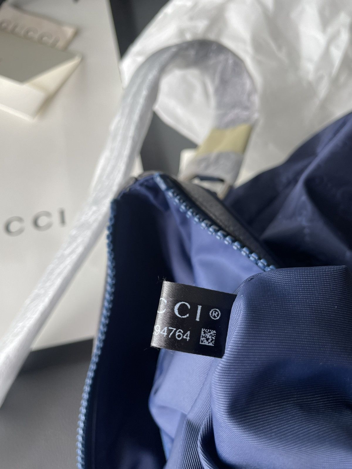 Gucci Runway LimitedEdition Brand New Rare Gucci Logo Leather Bag Size ONE SIZE - 5 Thumbnail