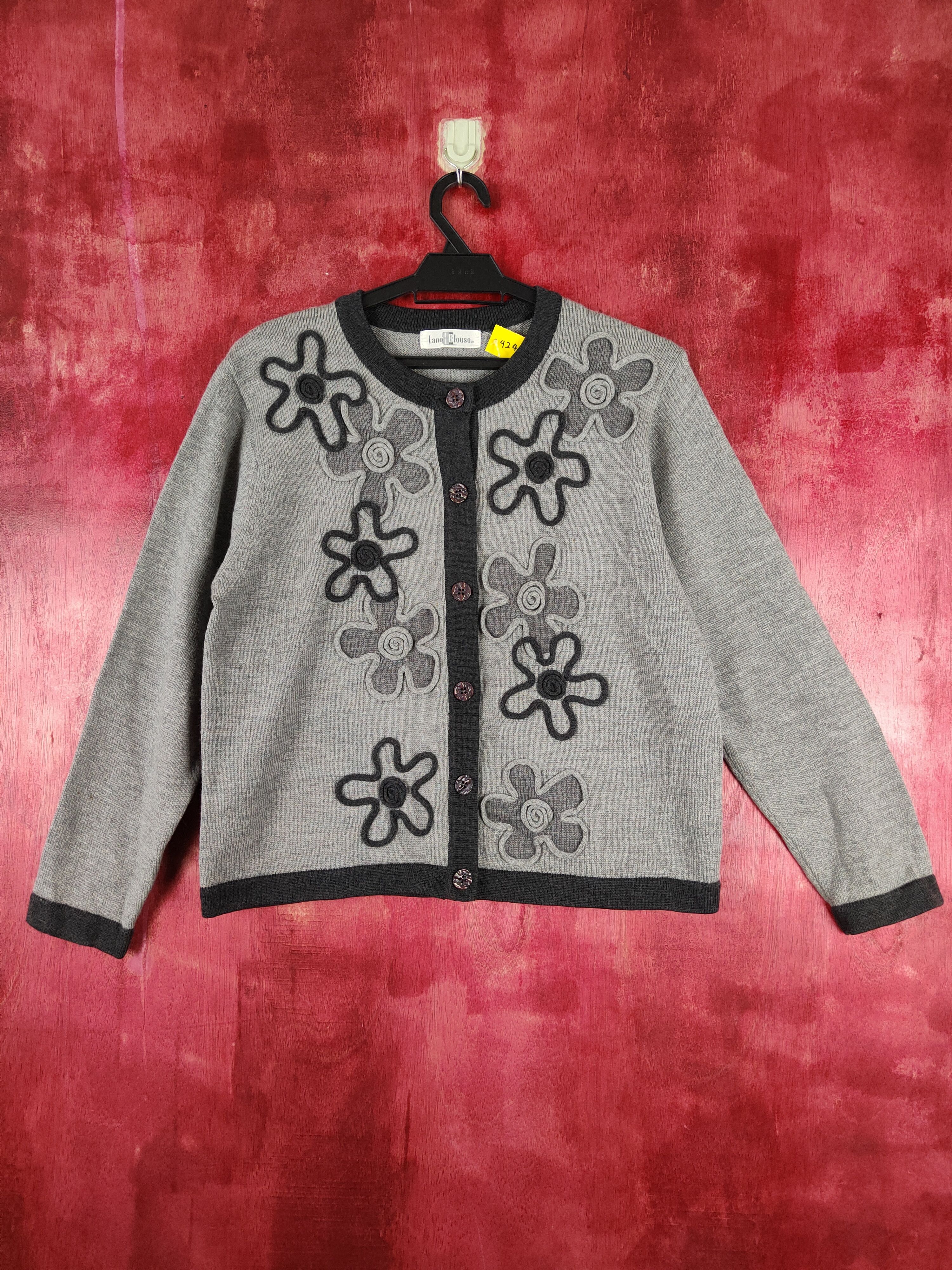 Japanese Brand Lano Blouso ® Gray flower art Knitwear #S328 Size M / US 6-8 / IT 42-44 - 1 Thumbnail