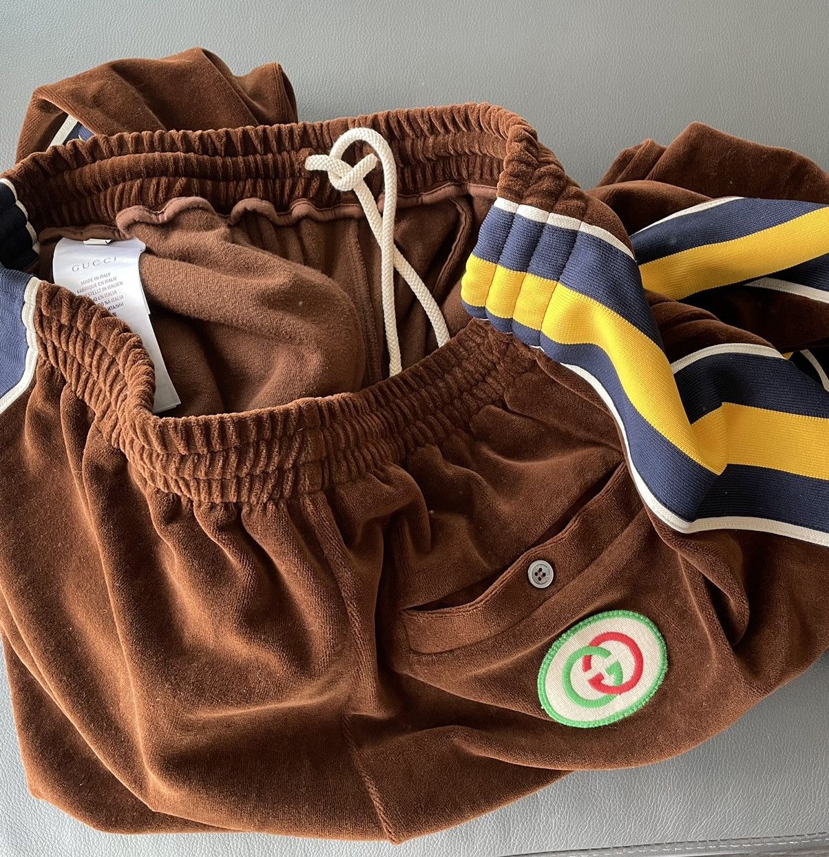 Gucci $2k Value Brand New Runway Velvet Gucci Logo Jogger Pant Size US 32 / EU 48 - 25 Thumbnail