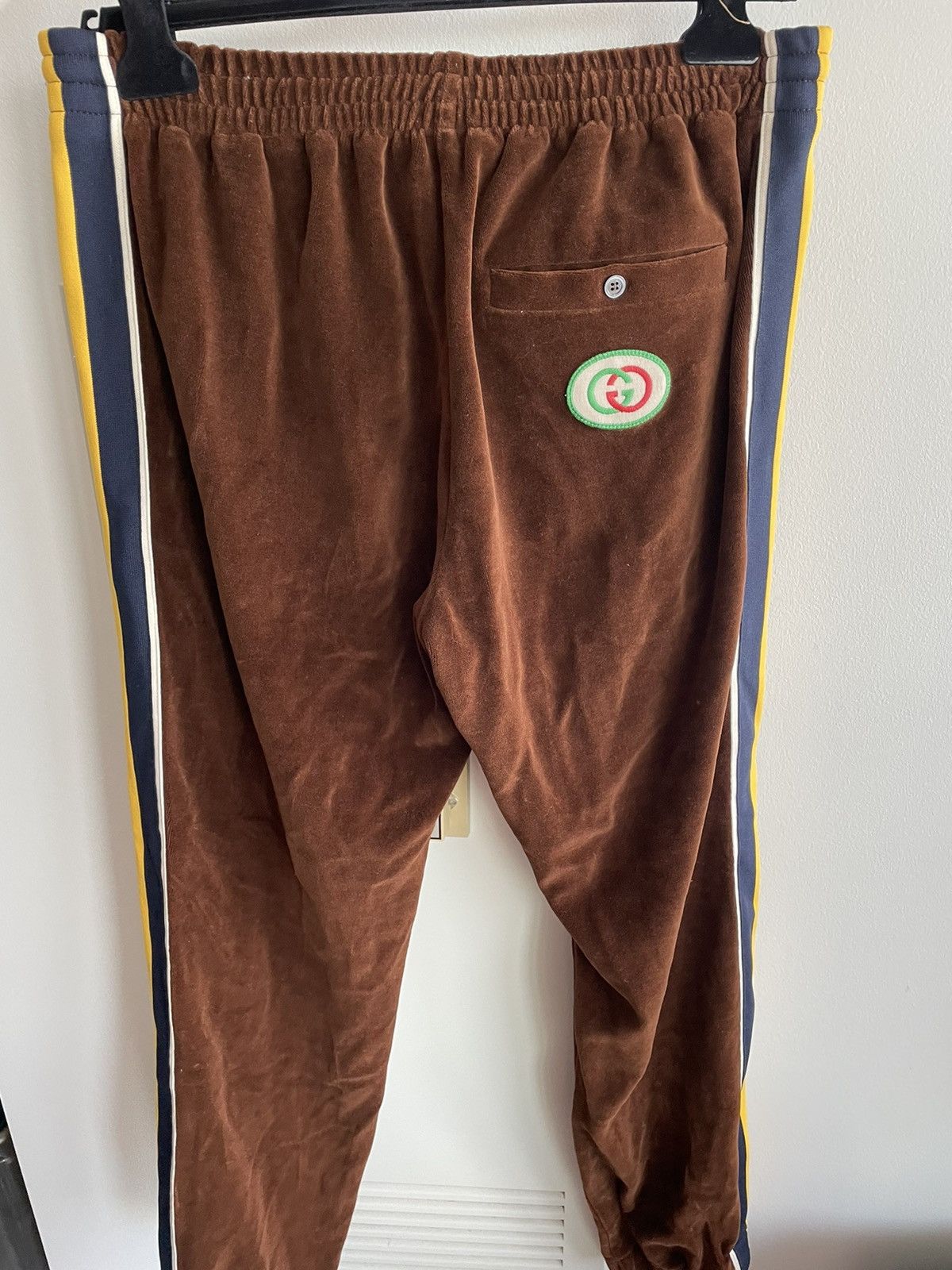 Gucci $2k Value Brand New Runway Velvet Gucci Logo Jogger Pant Size US 32 / EU 48 - 23 Thumbnail