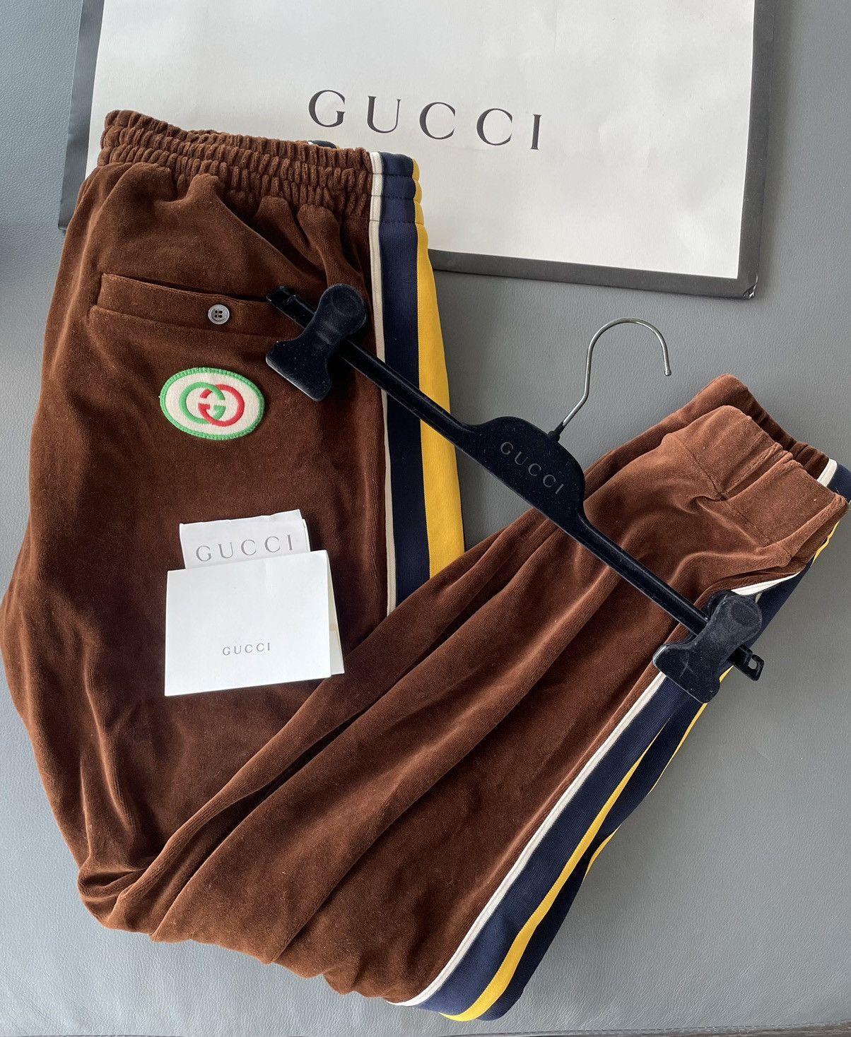 Gucci $2k Value Brand New Runway Velvet Gucci Logo Jogger Pant Size US 31 - 5 Thumbnail