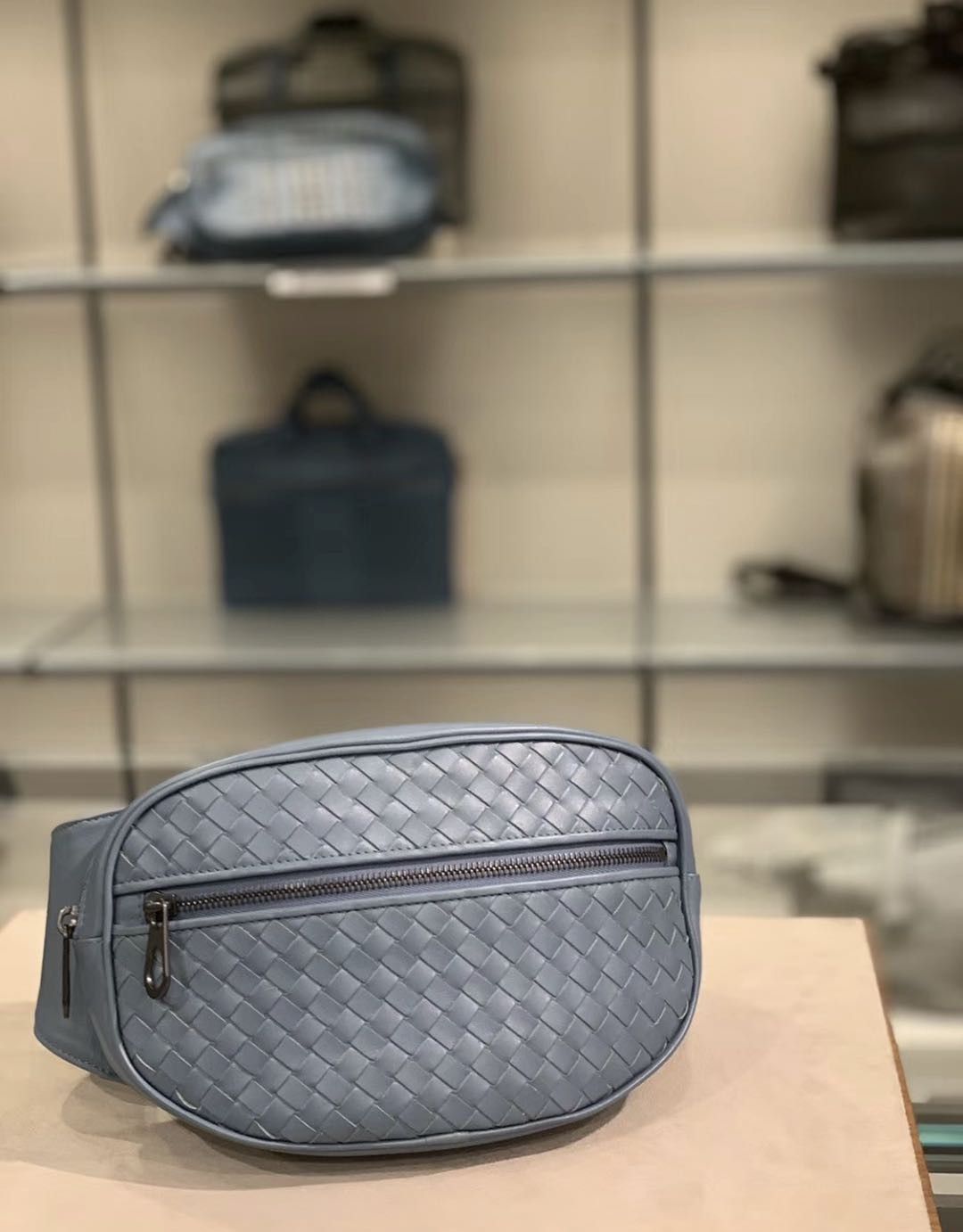 Bottega Veneta Runway Rare Brand New Limited Edition Leather Bum Belt Bag Size ONE SIZE - 2 Thumbnail
