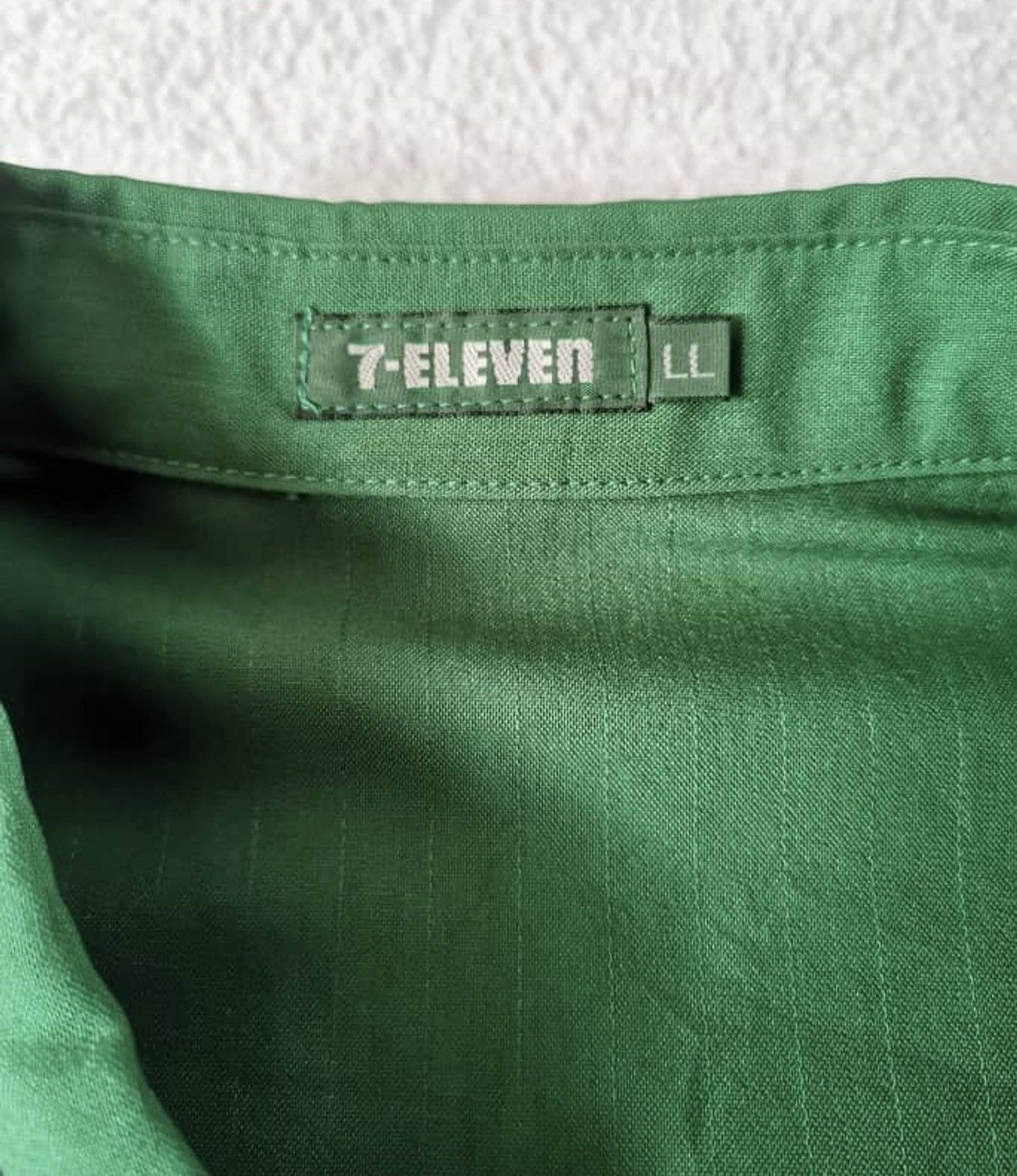Vintage VINTAGE 7 ELEVEN UNIFORMS WORKERS SHIRT 1990 Size US L / EU 52-54 / 3 - 3 Thumbnail