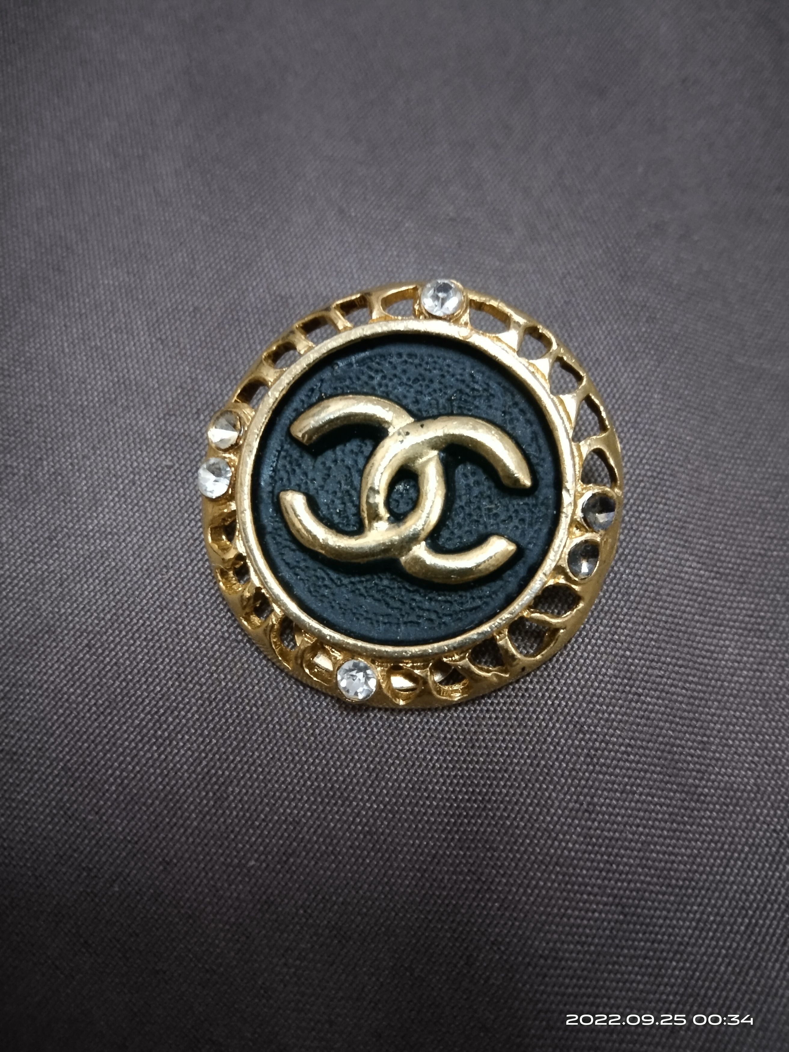 Chanel CHANEL CC EARRING CLIP VINTAGE MADE IN FRANCE Size ONE SIZE - 3 Thumbnail