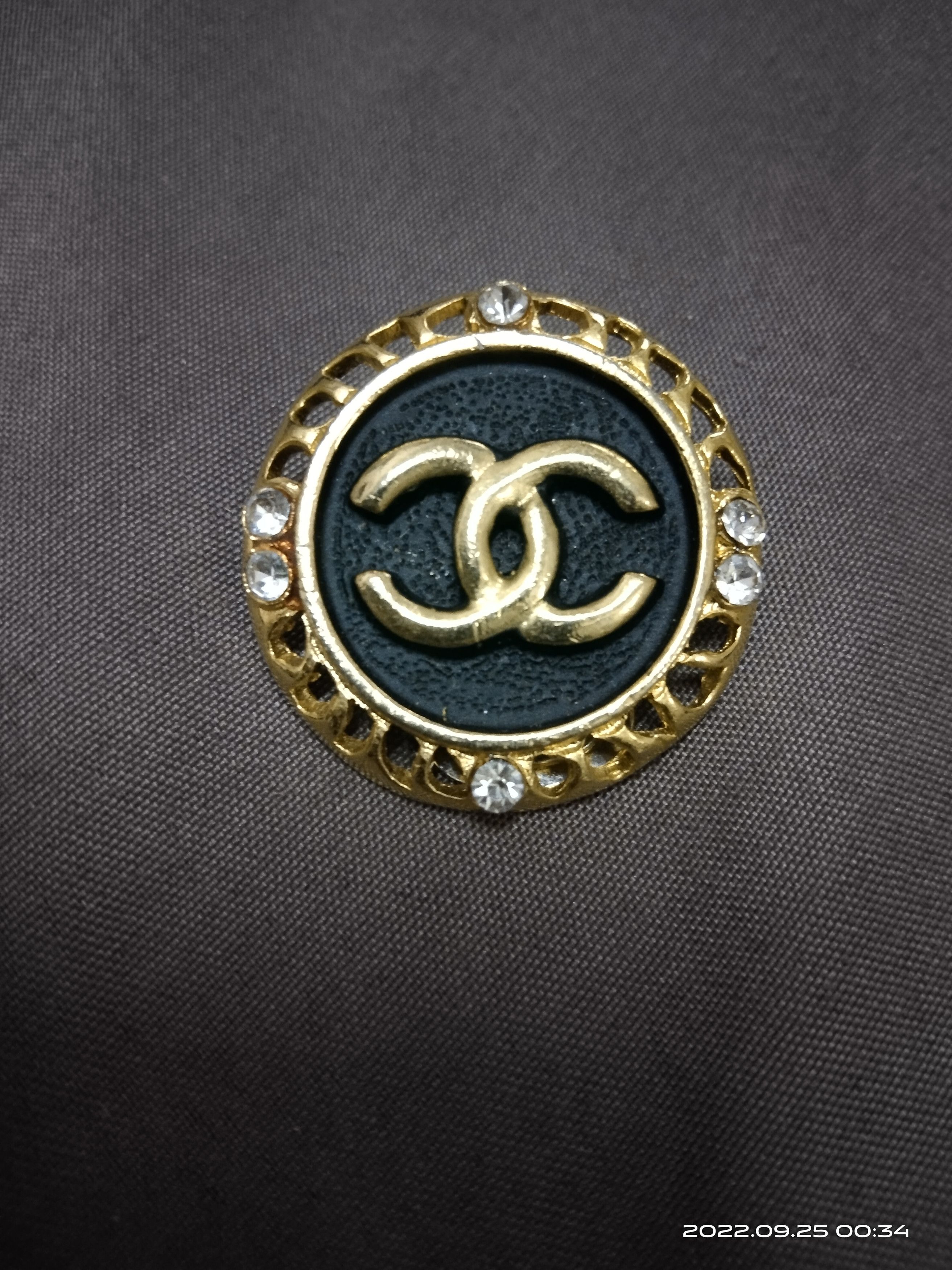 Chanel CHANEL CC EARRING CLIP VINTAGE MADE IN FRANCE Size ONE SIZE - 4 Thumbnail