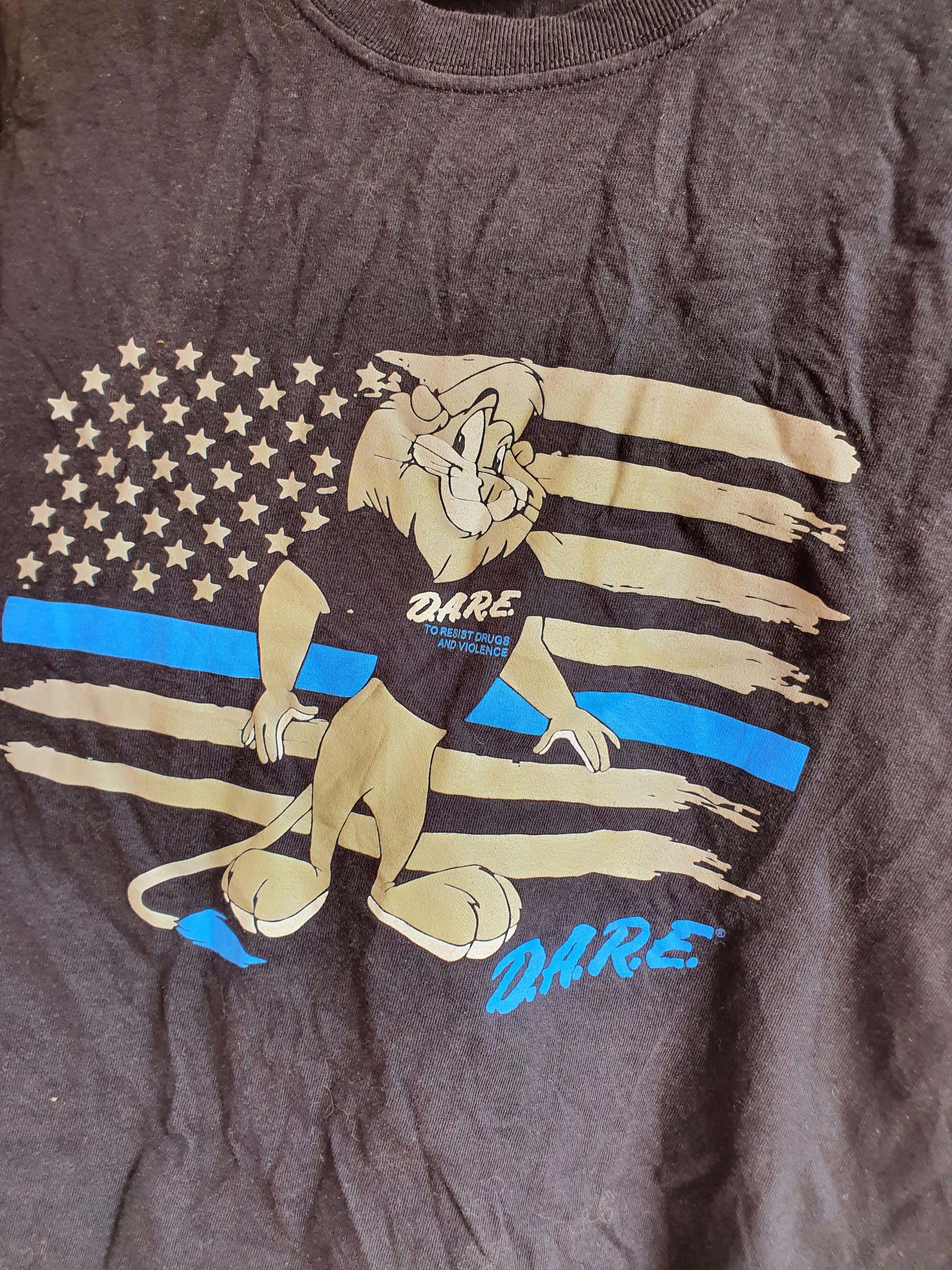 D.A.R.E × Gildan × Vintage D.A.R.E. To Resist Drugs And Violence Vtg lion tee,sz L Size US L / EU 52-54 / 3 - 4 Thumbnail