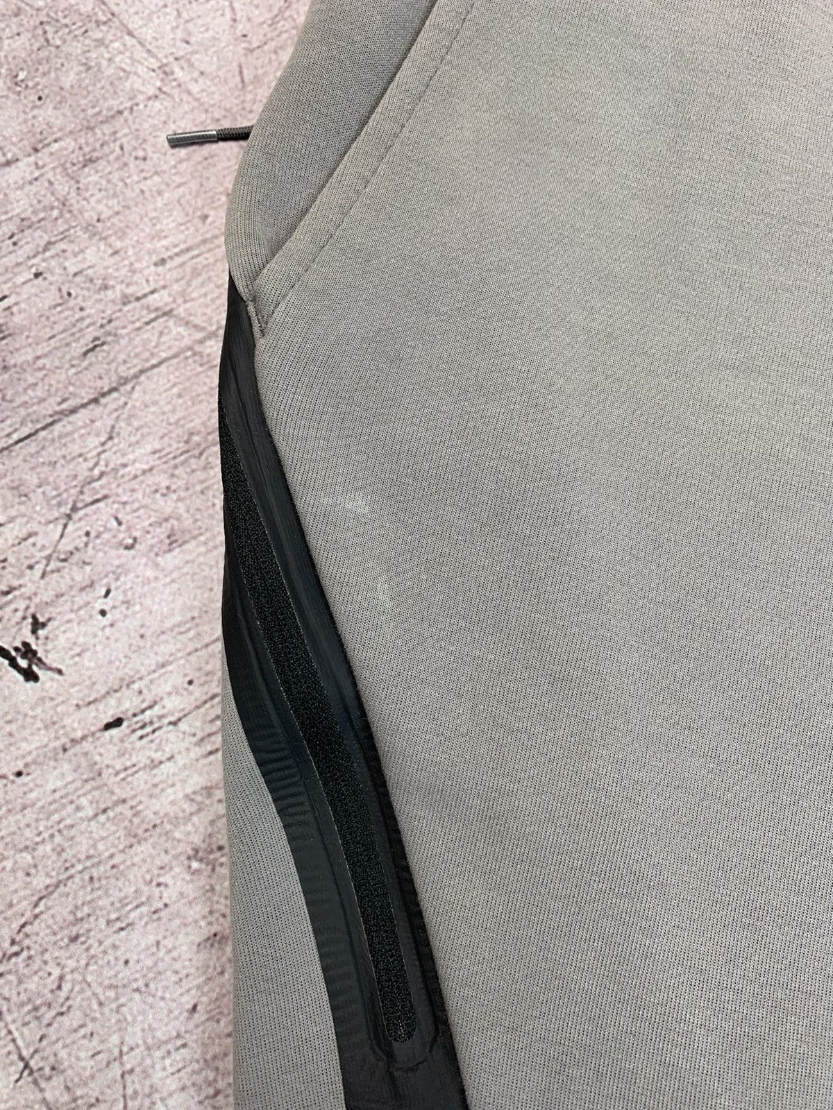 Nike Nike Tech Fleece Pants Size US 30 / EU 46 - 7 Thumbnail
