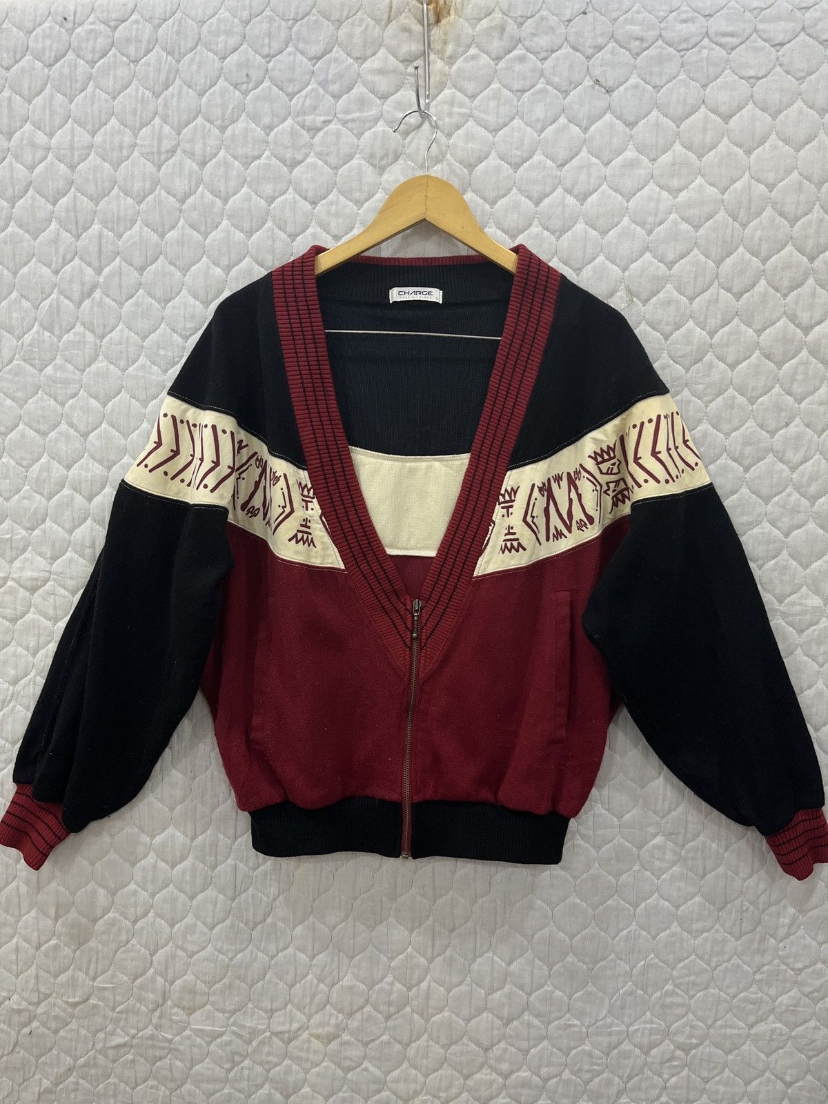 (Vv). VINTAGE CHARGE BY ARNOLD PALMER SWEATER