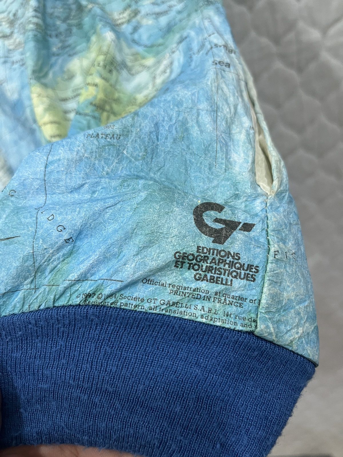Vintage (Vv). VINTAGE GRAPHIC JACKET BY GABELLI US INC Size US M / EU 48-50 / 2 - 16 Thumbnail