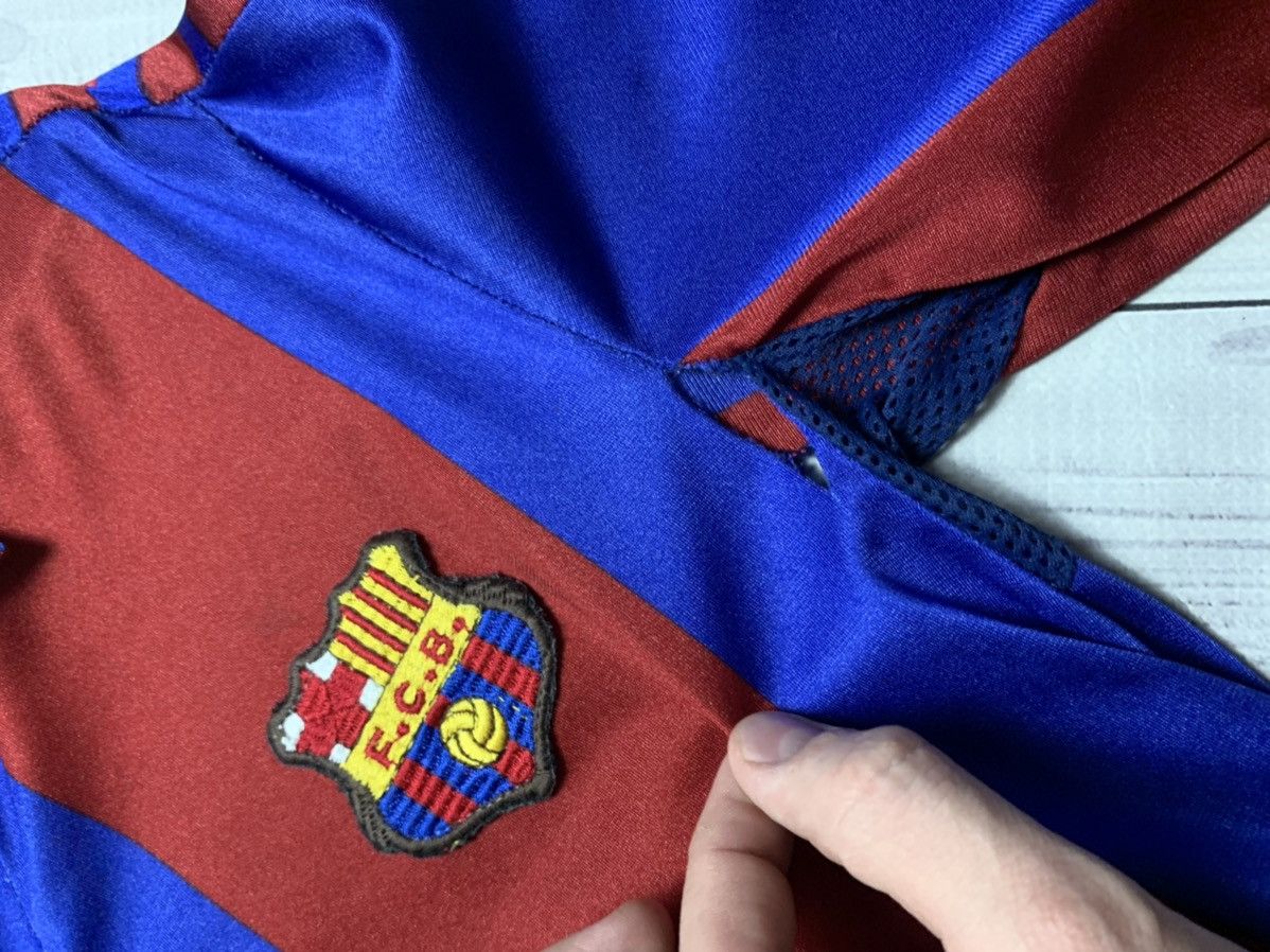 Vintage Vintage Barcelona soccer jersey retro rare 7 number size S Size US S / EU 44-46 / 1 - 6 Thumbnail