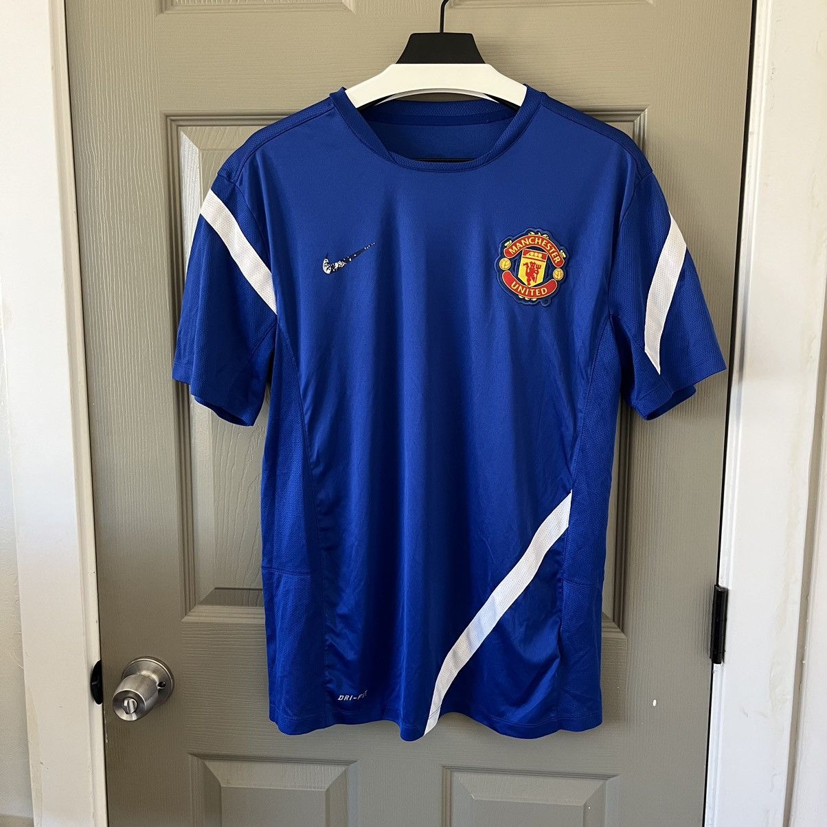 Nike Man United Vintage Football Jersey Size US L / EU 52-54 / 3 - 1 Thumbnail