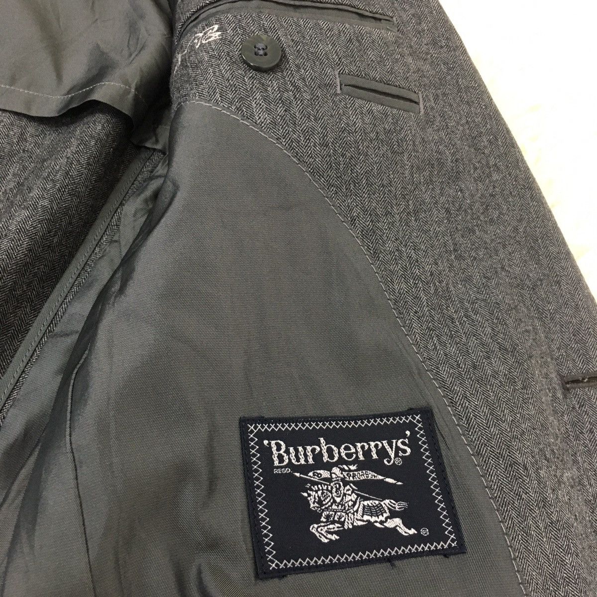 Burberry Burberrys Tasmania Wool Blazer/Coat Size US M / EU 48-50 / 2 - 10 Thumbnail