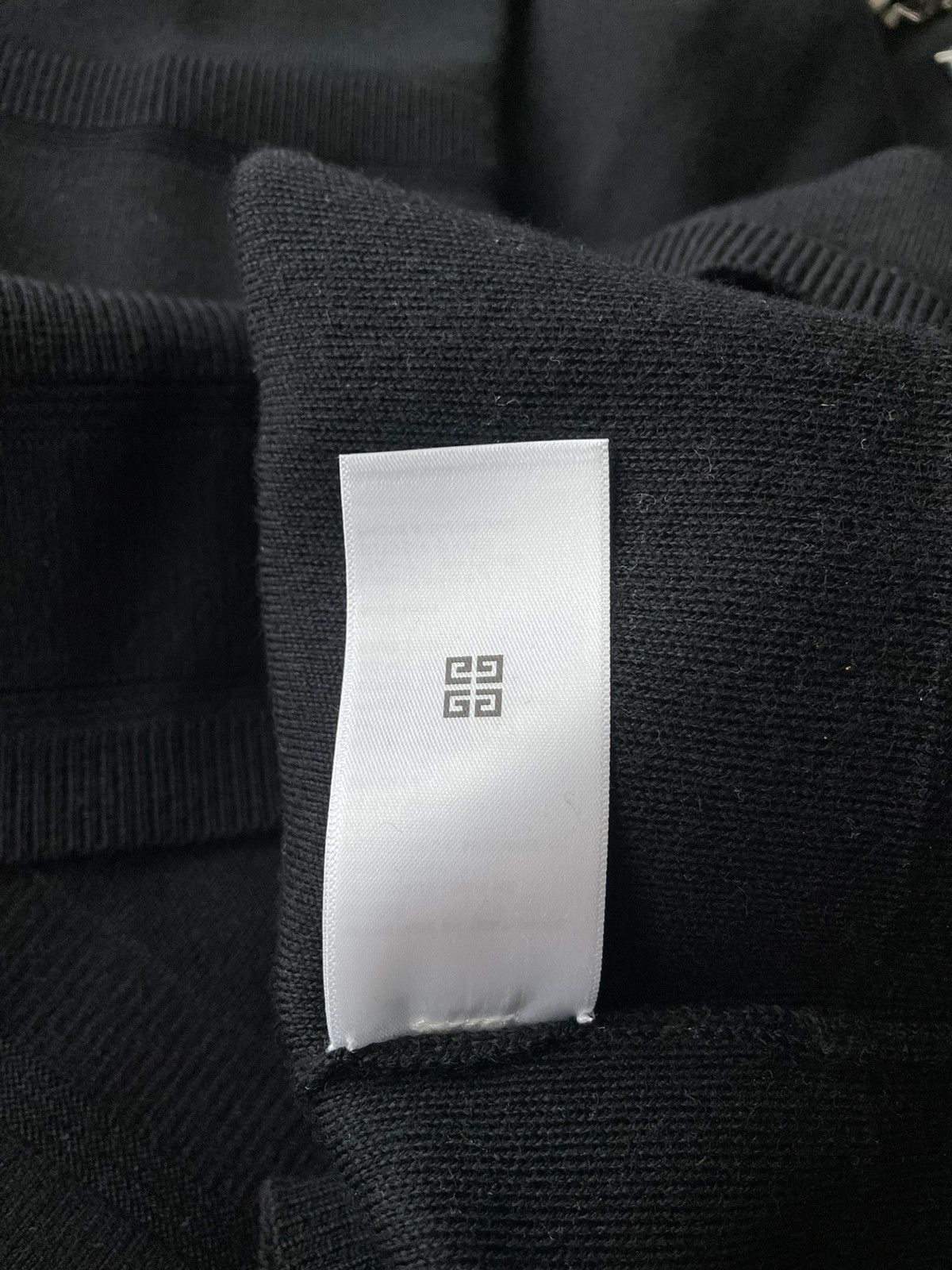 Givenchy Rare $1,650 Runway Brand New Limited Studded Crewneck Shirt Size US XL / EU 56 / 4 - 9 Thumbnail