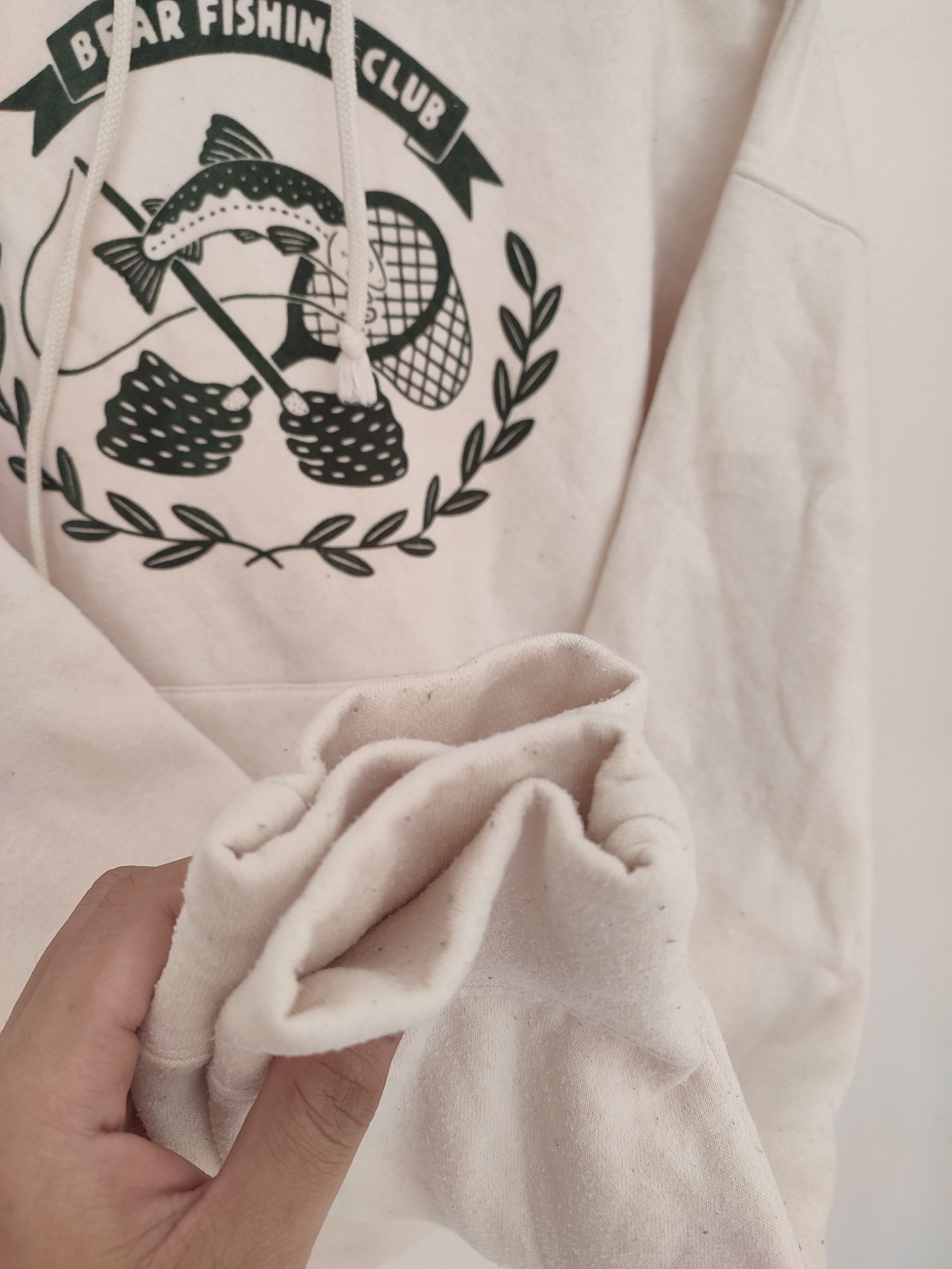 Japanese Brand × Vintage Vintage Bear Fishing Club Crop Top Hoodies Size M / US 6-8 / IT 42-44 - 2 Thumbnail