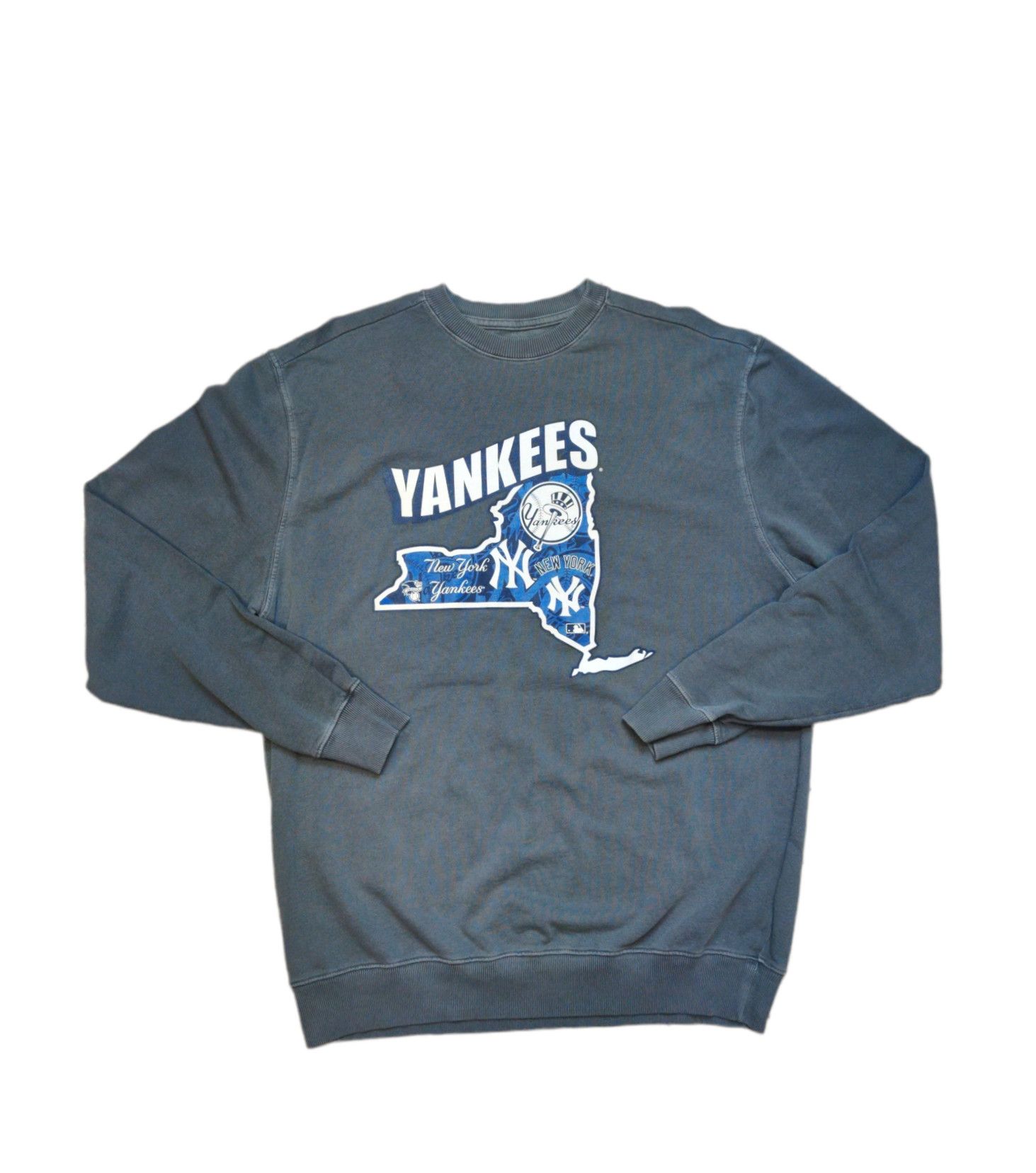 NY Yankees State Outline Logo History Pullover