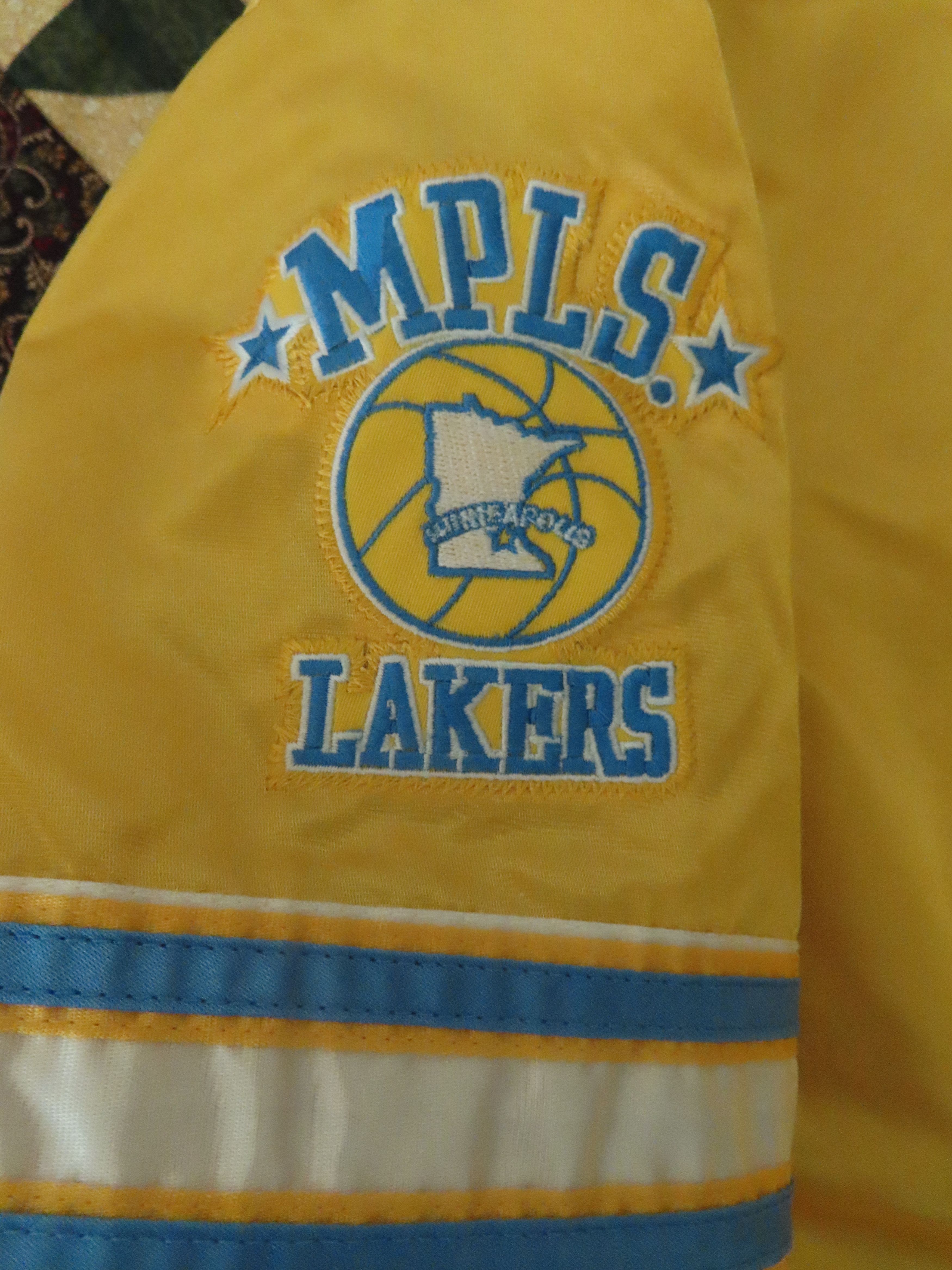 NBA × Starter × Vintage VTG Starter MPLS LA Lakers Satin Sateen Jacket Size US M / EU 48-50 / 2 - 2 Thumbnail