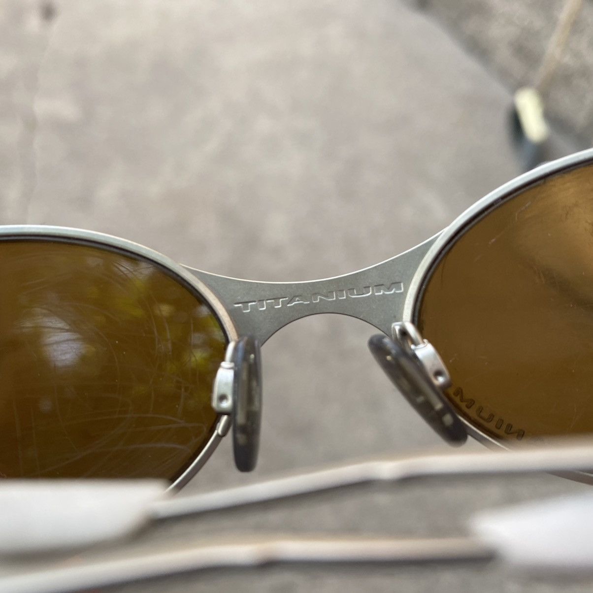 Oakley × Vintage RARE VINTAGE 90s OAKLEY E WIRE TITANIUM SUNGLASSES Size ONE SIZE - 8 Thumbnail