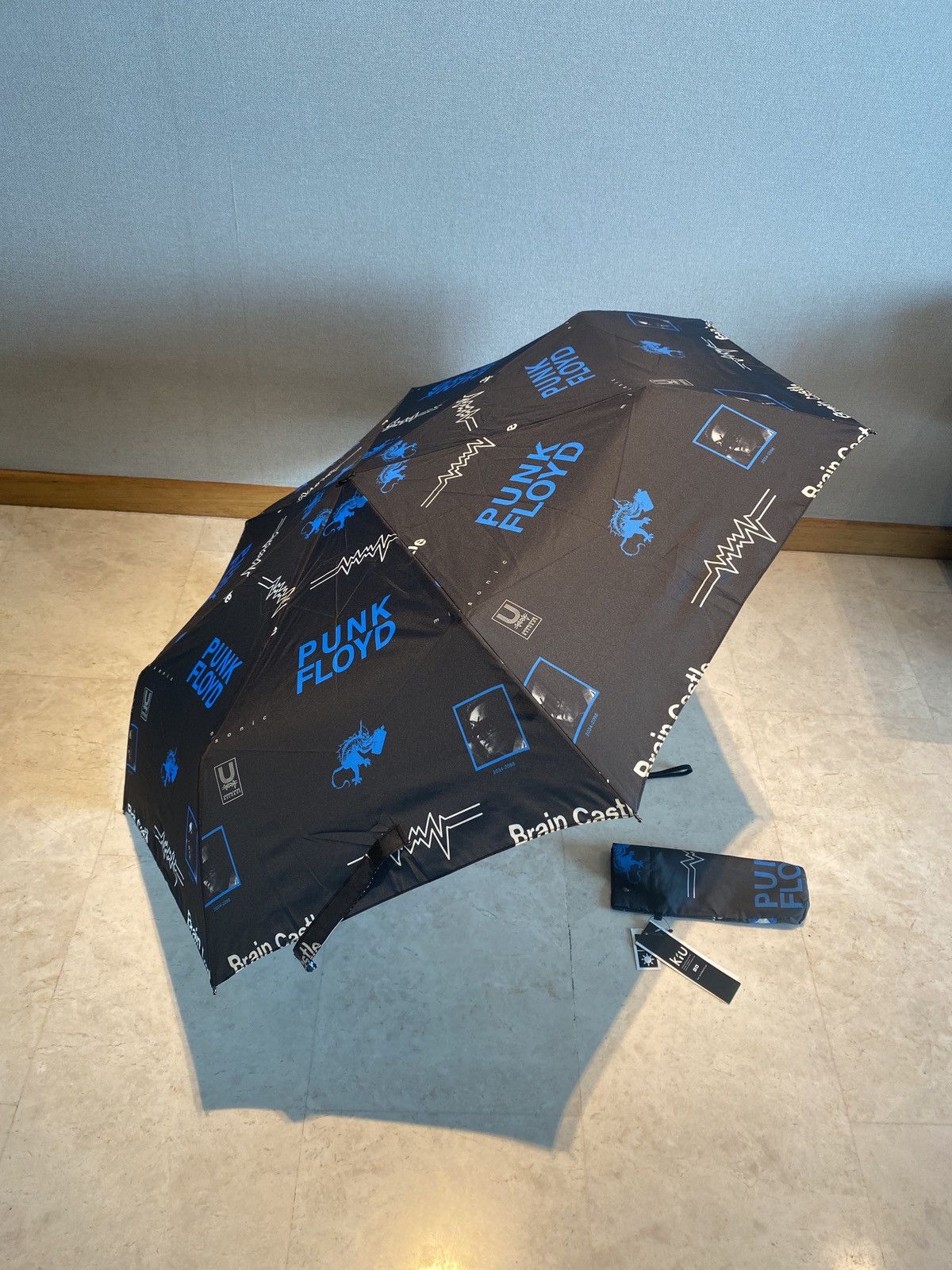 Undercover Punk Floyd Umbrella Size ONE SIZE - 1 Thumbnail