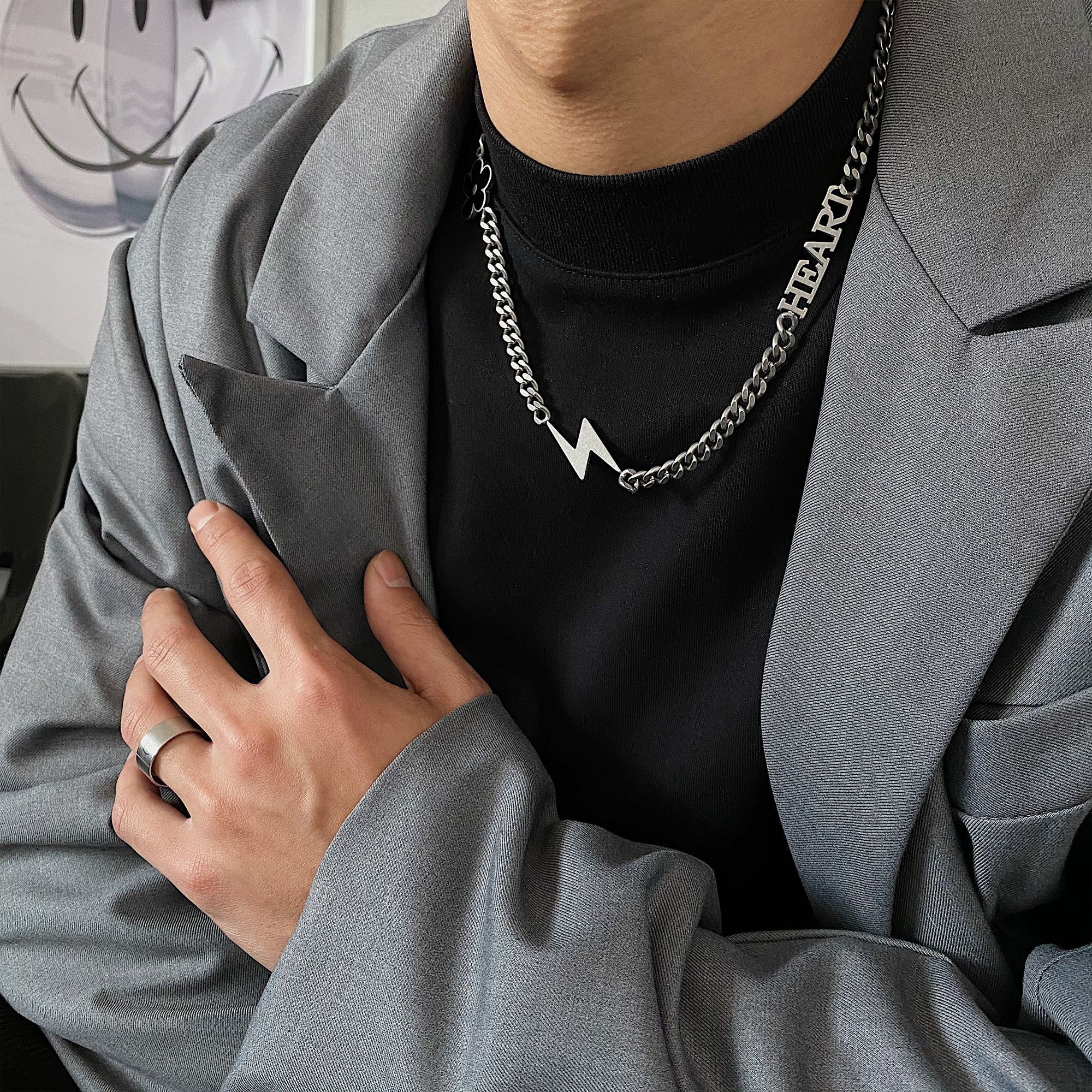 Jewelry × Vintage Black Flower Pendant Fashion Lightning Men's Necklace Size ONE SIZE - 4 Thumbnail