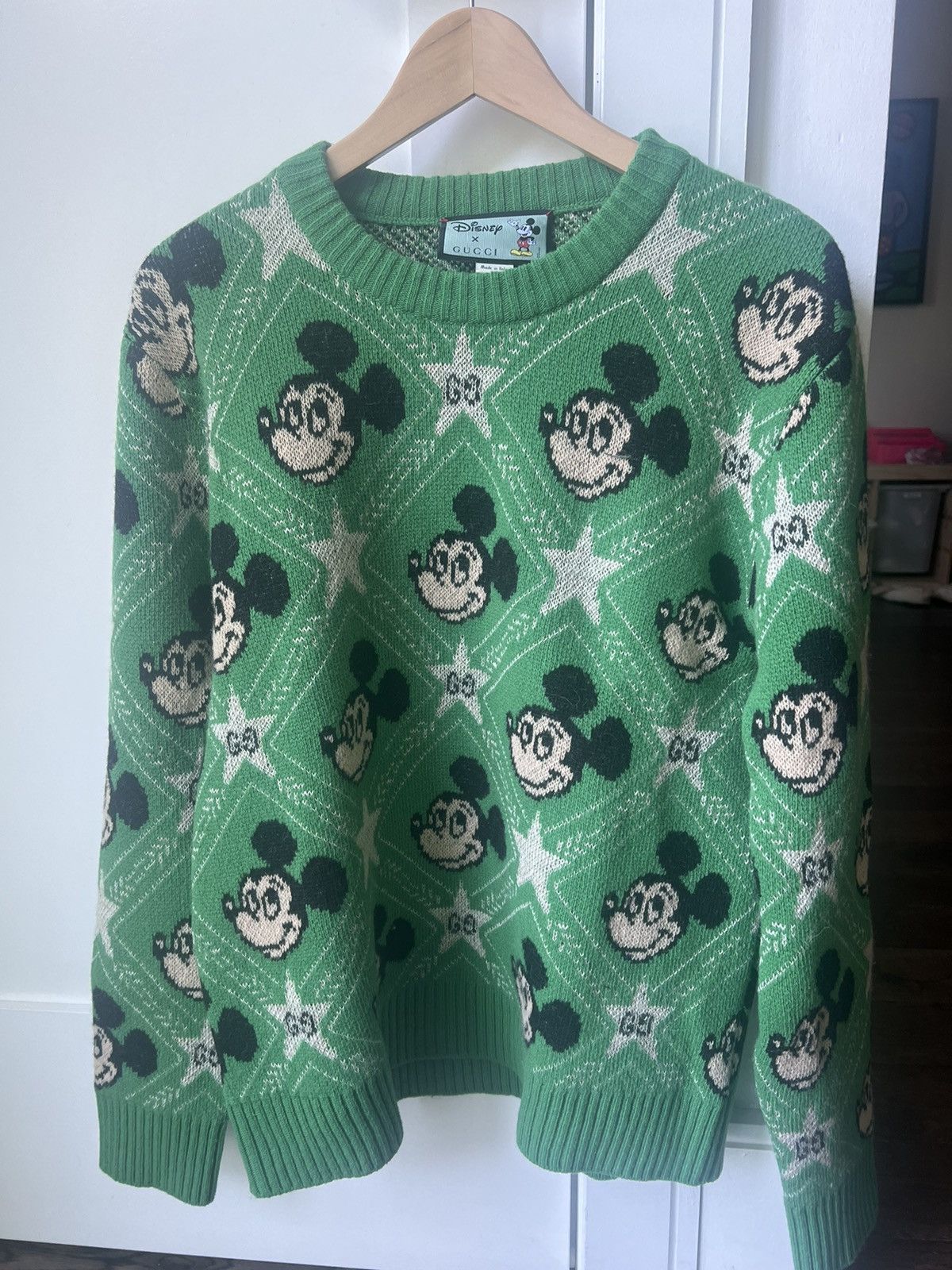Green gucci mickey sweater hotsell